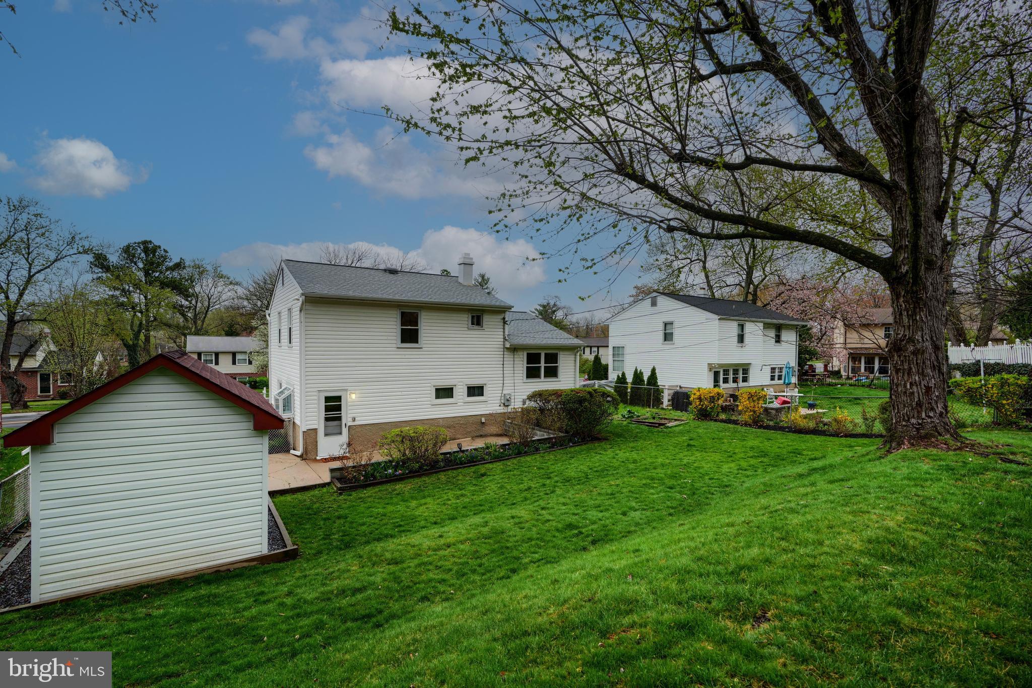 RIDERWOOD HILLS - Residential