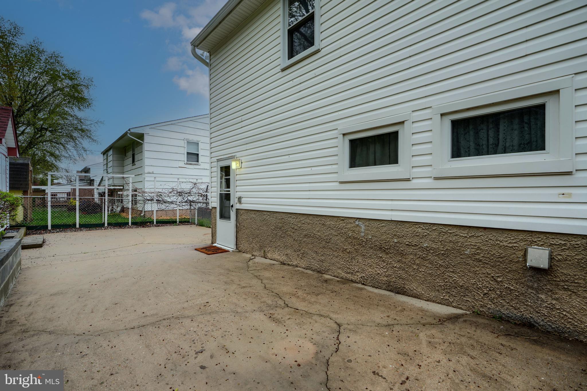 RIDERWOOD HILLS - Residential