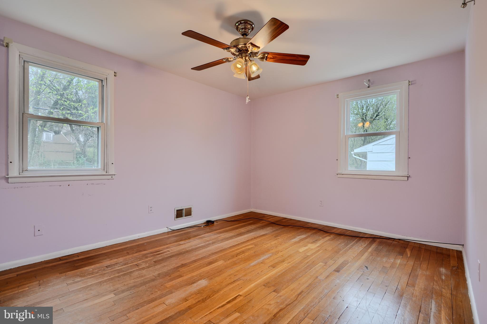 RIDERWOOD HILLS - Residential