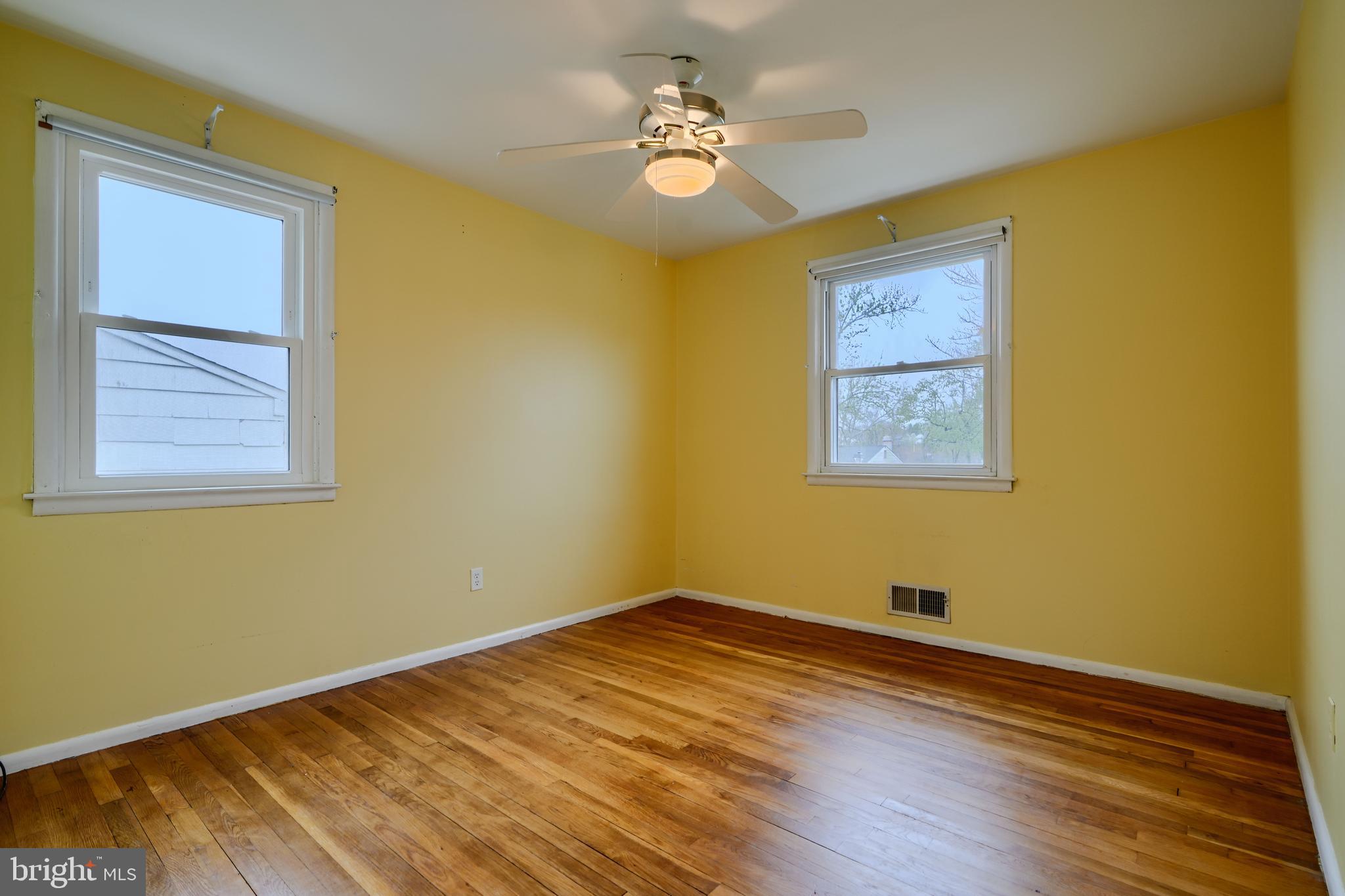 RIDERWOOD HILLS - Residential