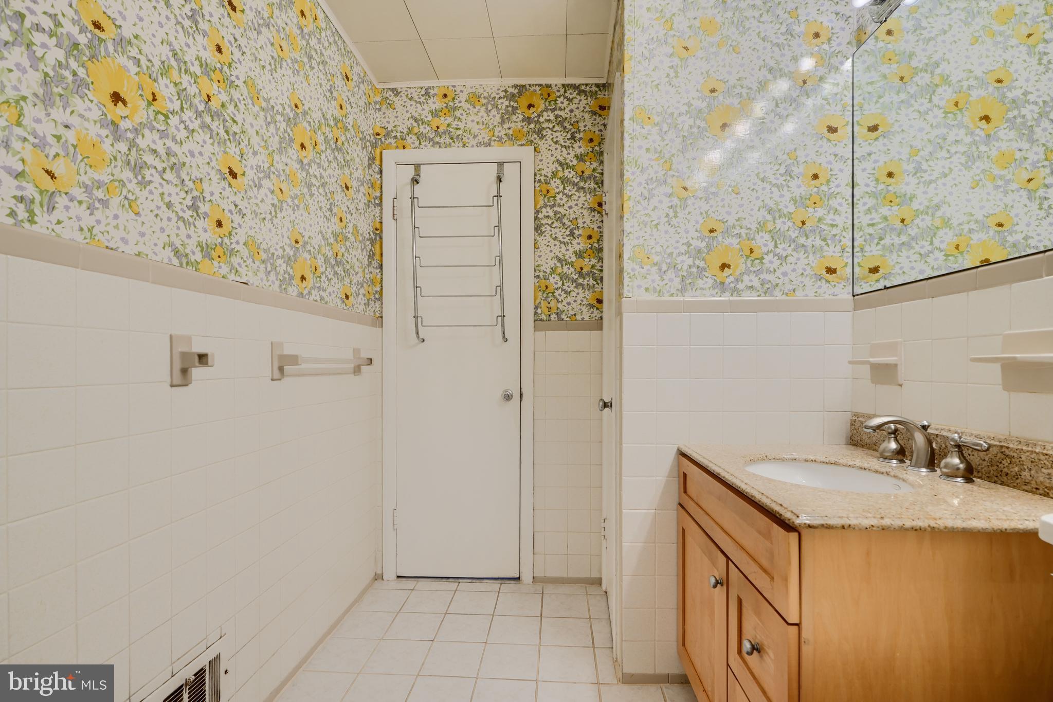 RIDERWOOD HILLS - Residential