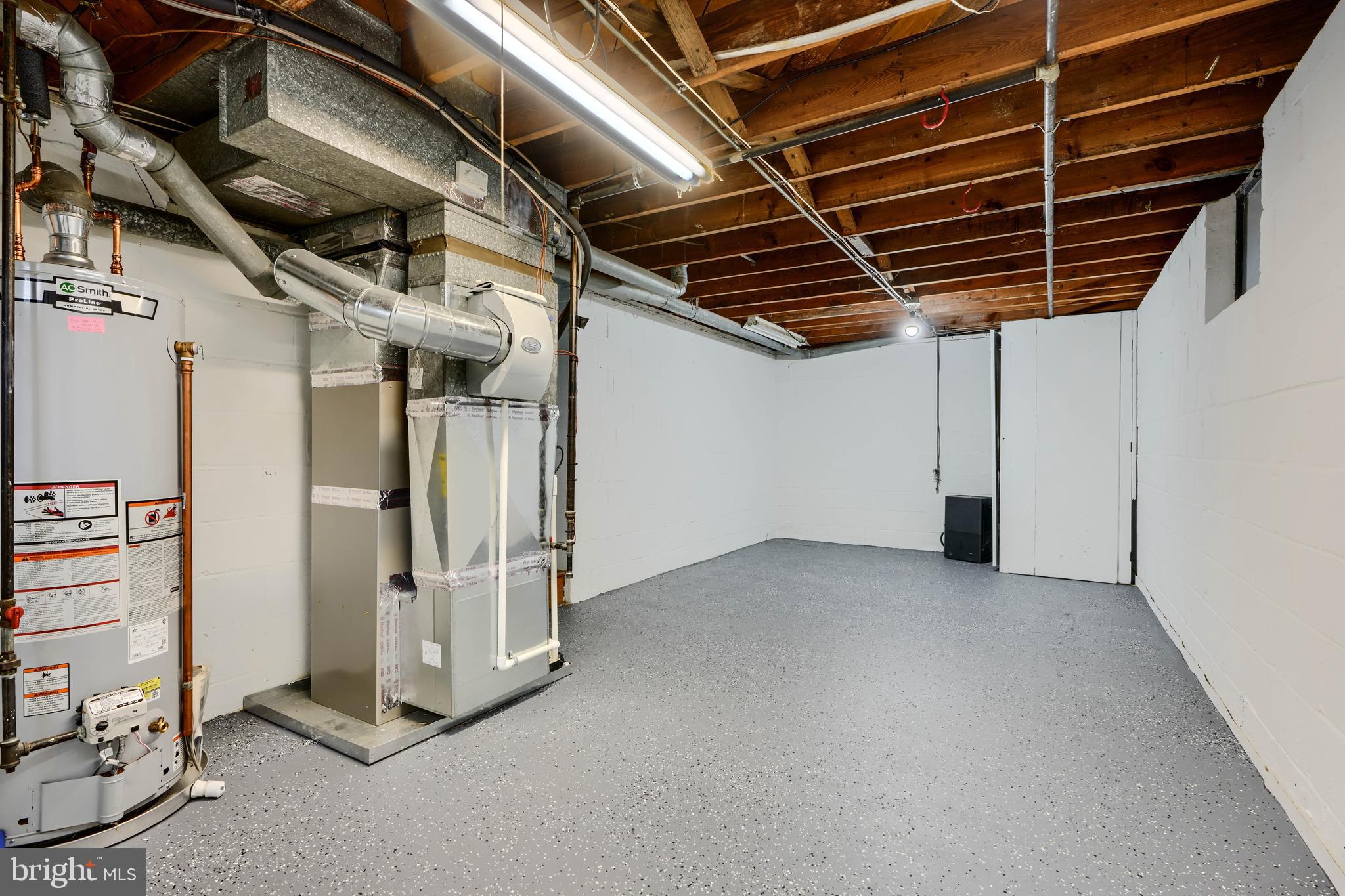 RIDERWOOD HILLS - Residential