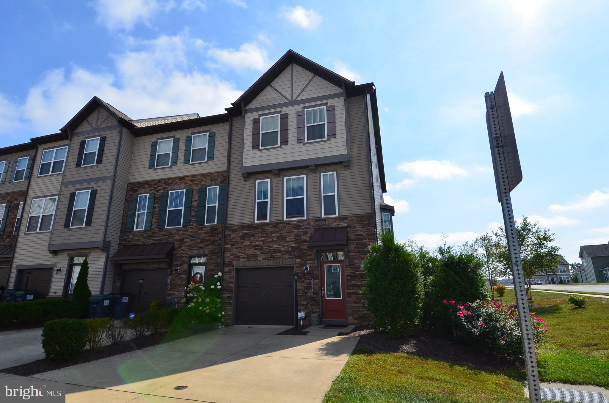 COLONIAL FORGE - Residential Lease