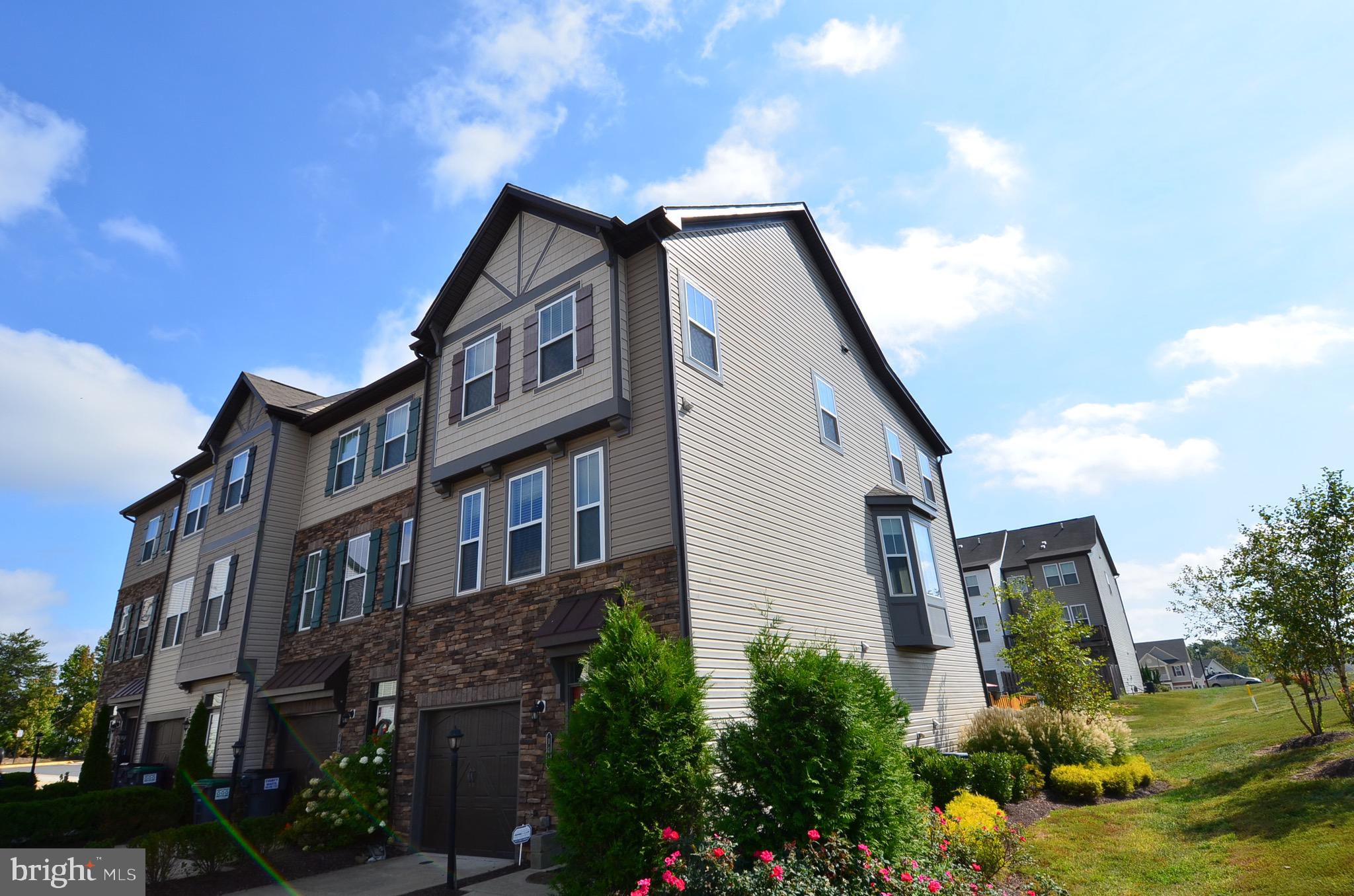 COLONIAL FORGE - Residential Lease