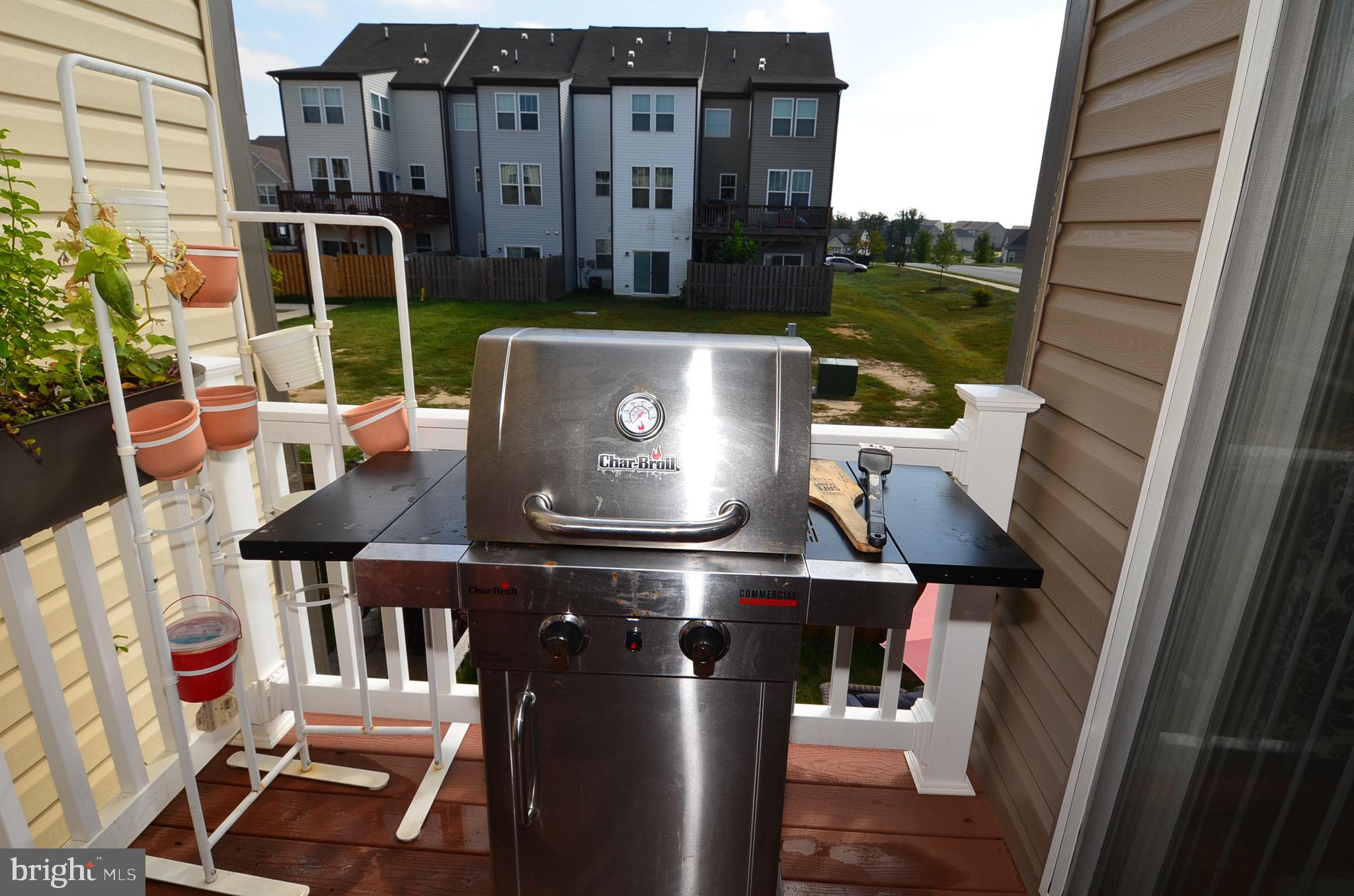 COLONIAL FORGE - Residential Lease