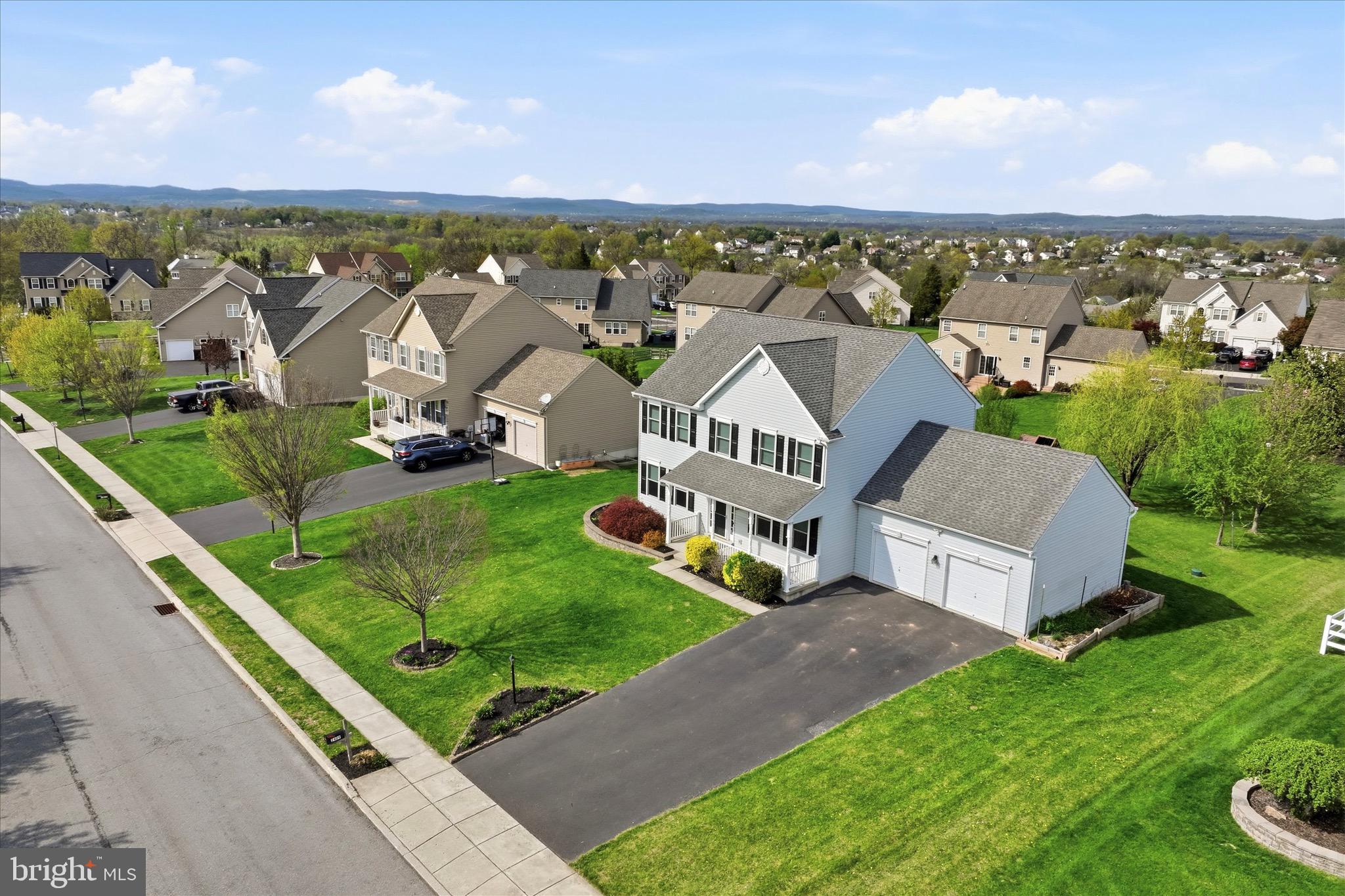 THE HIGHLANDS AT HAN - Residential