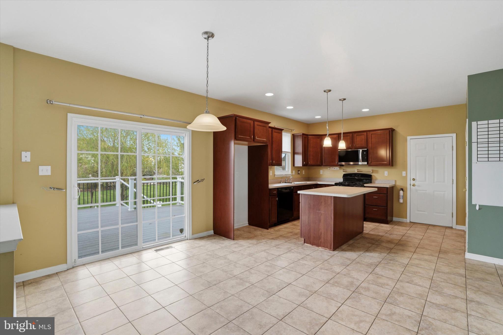 THE HIGHLANDS AT HAN - Residential