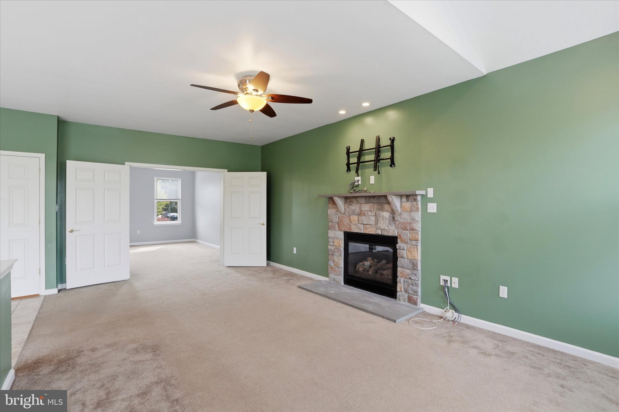 THE HIGHLANDS AT HAN - Residential