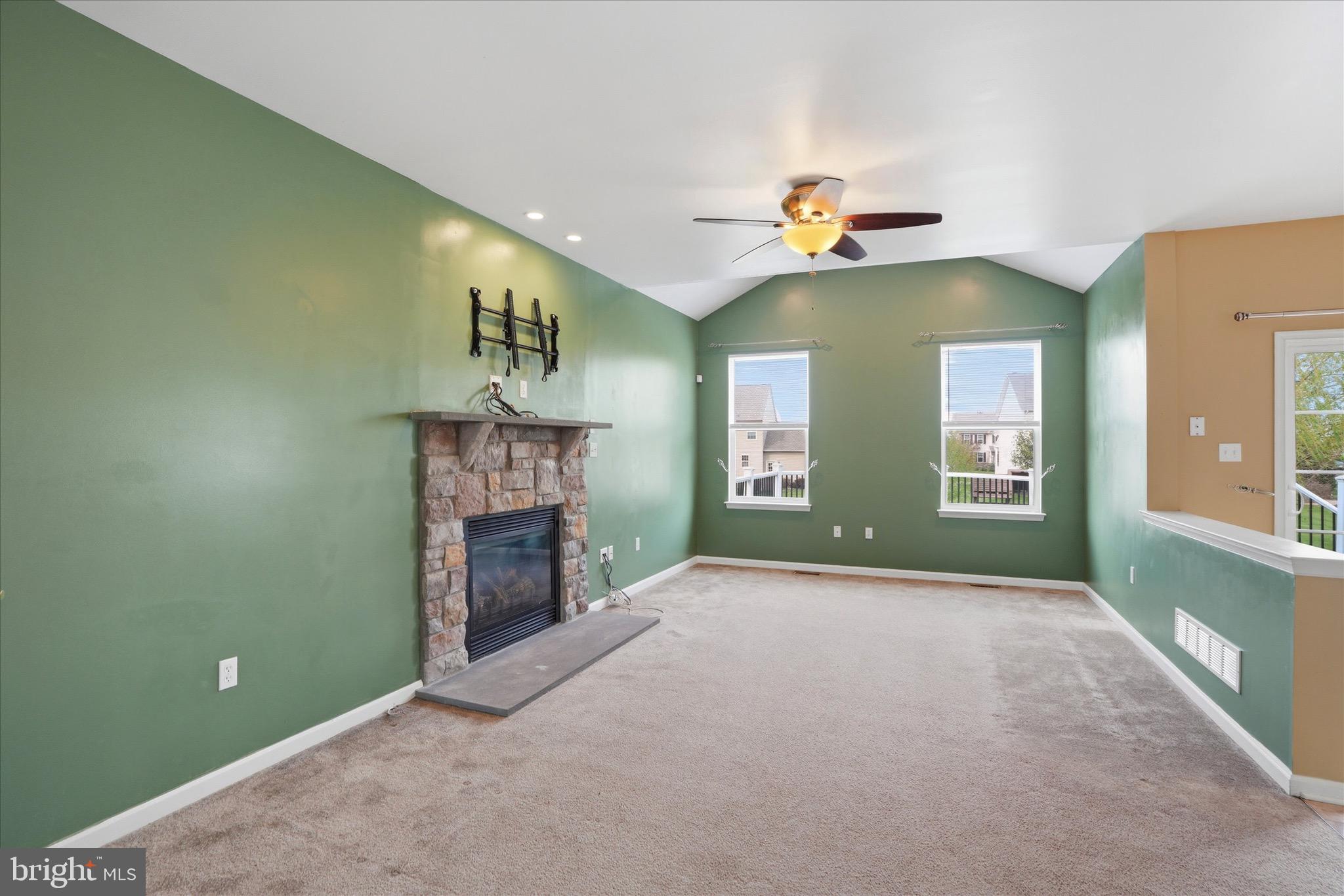 THE HIGHLANDS AT HAN - Residential