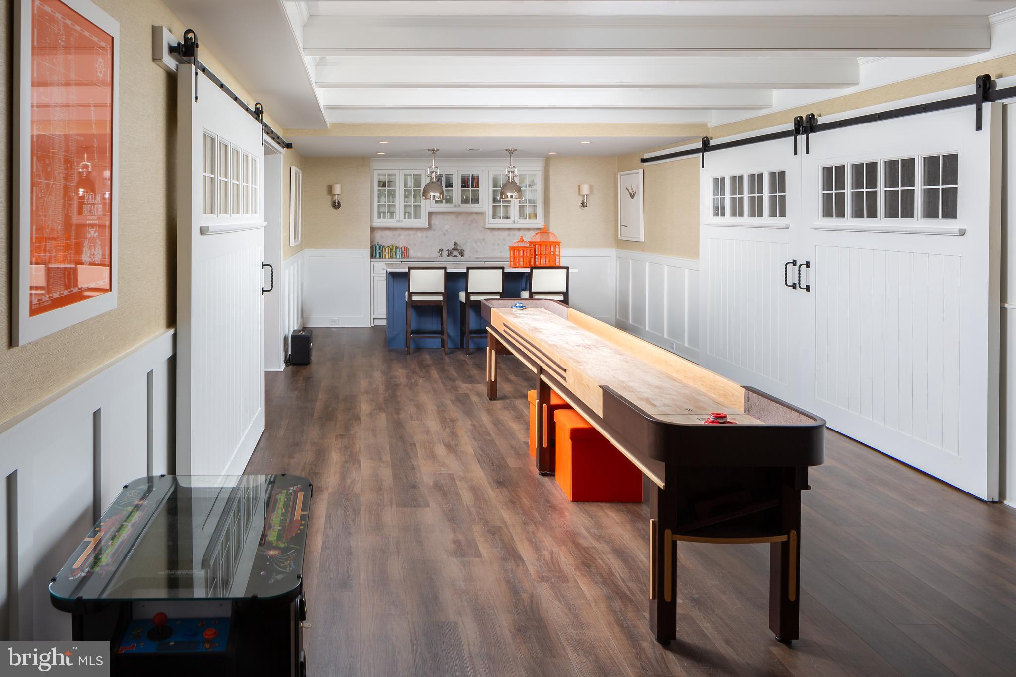 WOODS AT WAYNESBRO - Residential