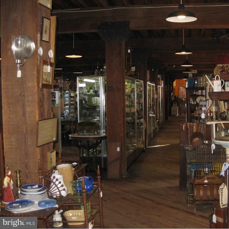 STRASBURG - Commercial Sale