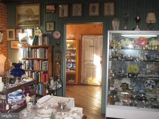 STRASBURG - Commercial Sale