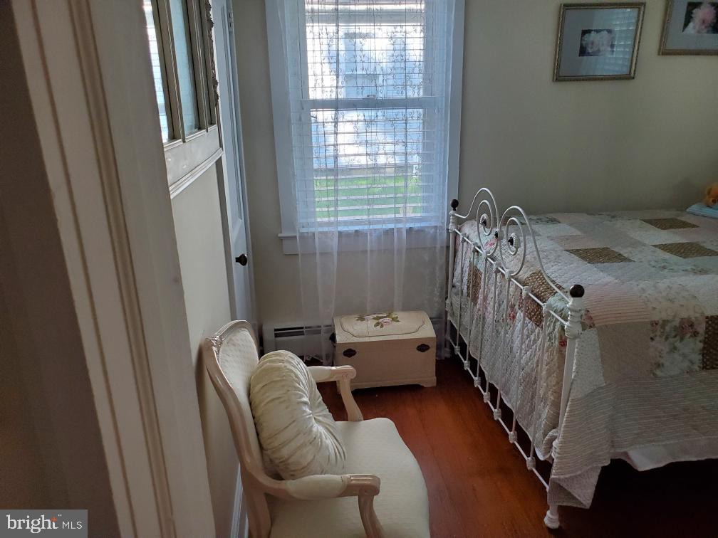 EASTON - Residential