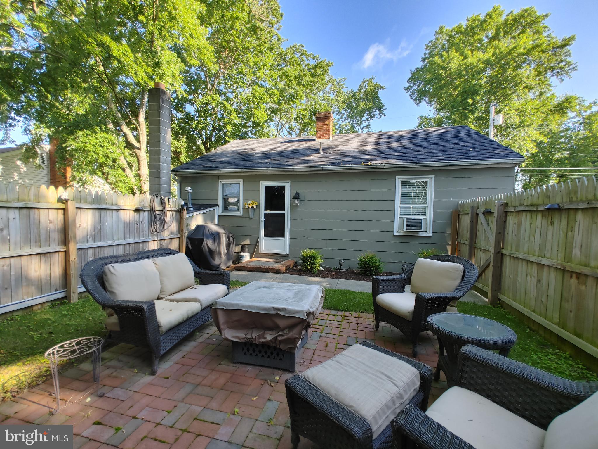 EASTON - Residential