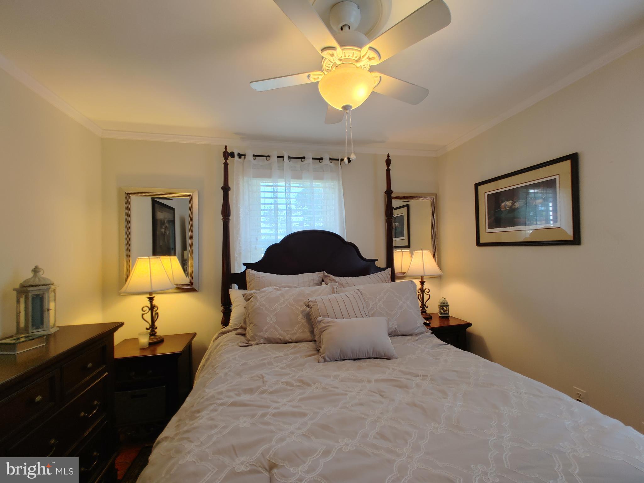 EASTON - Residential