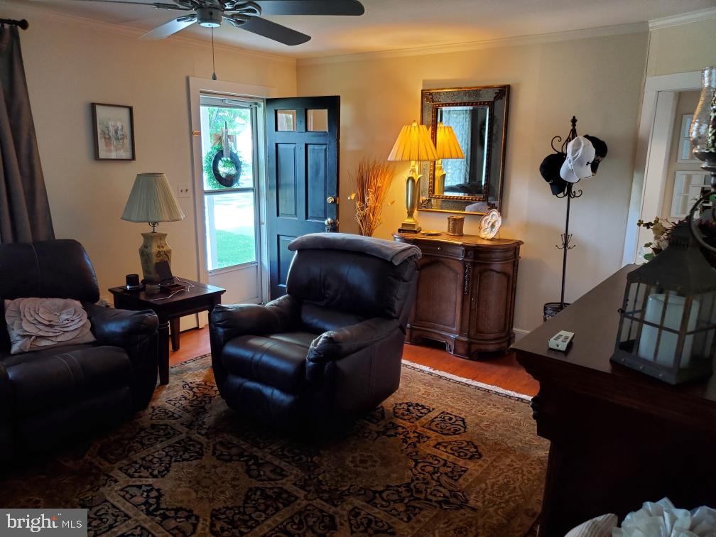 EASTON - Residential