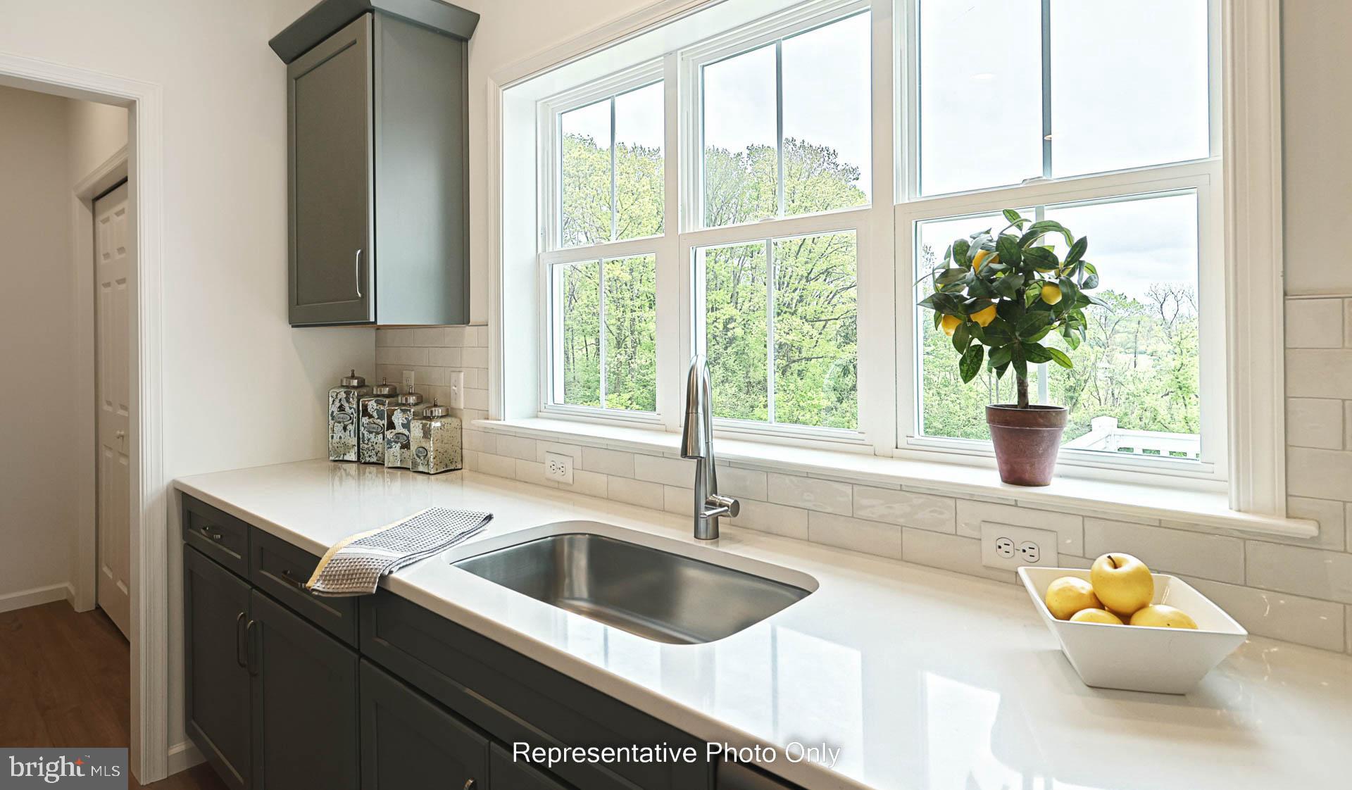 SOUTHGATE - Residential