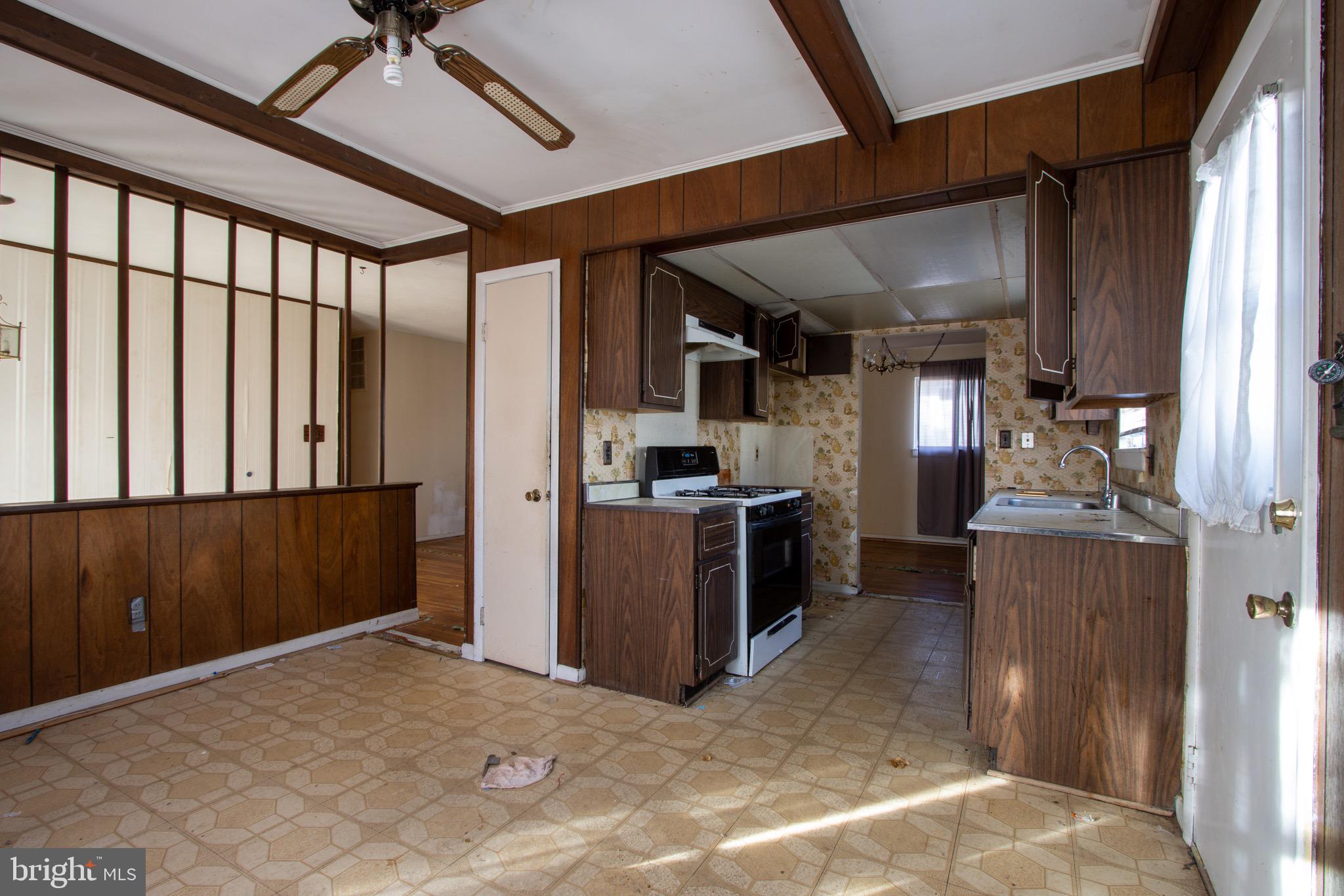 DRESDEN GREEN - Residential