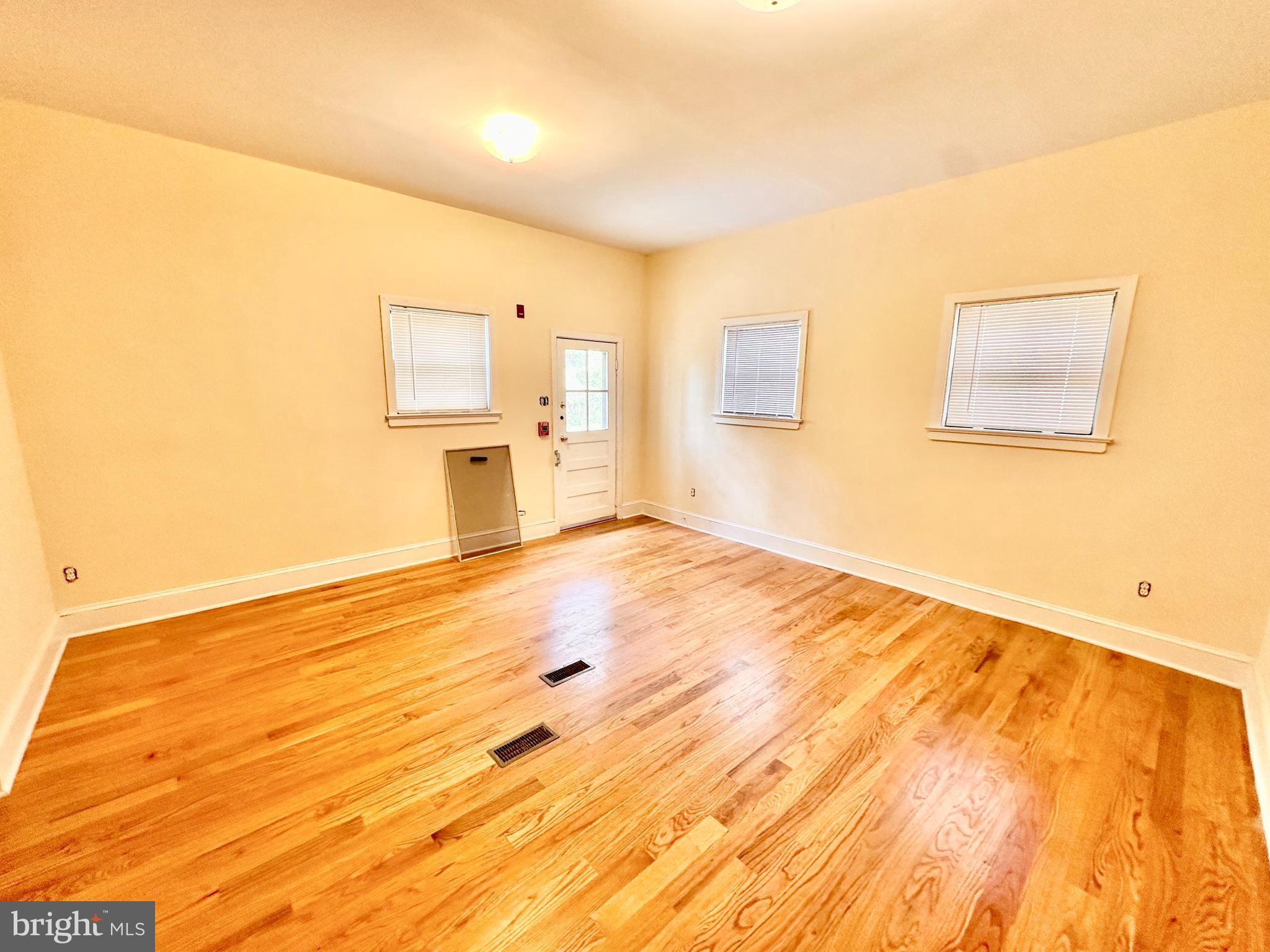 GERMANTOWN - Residential Lease