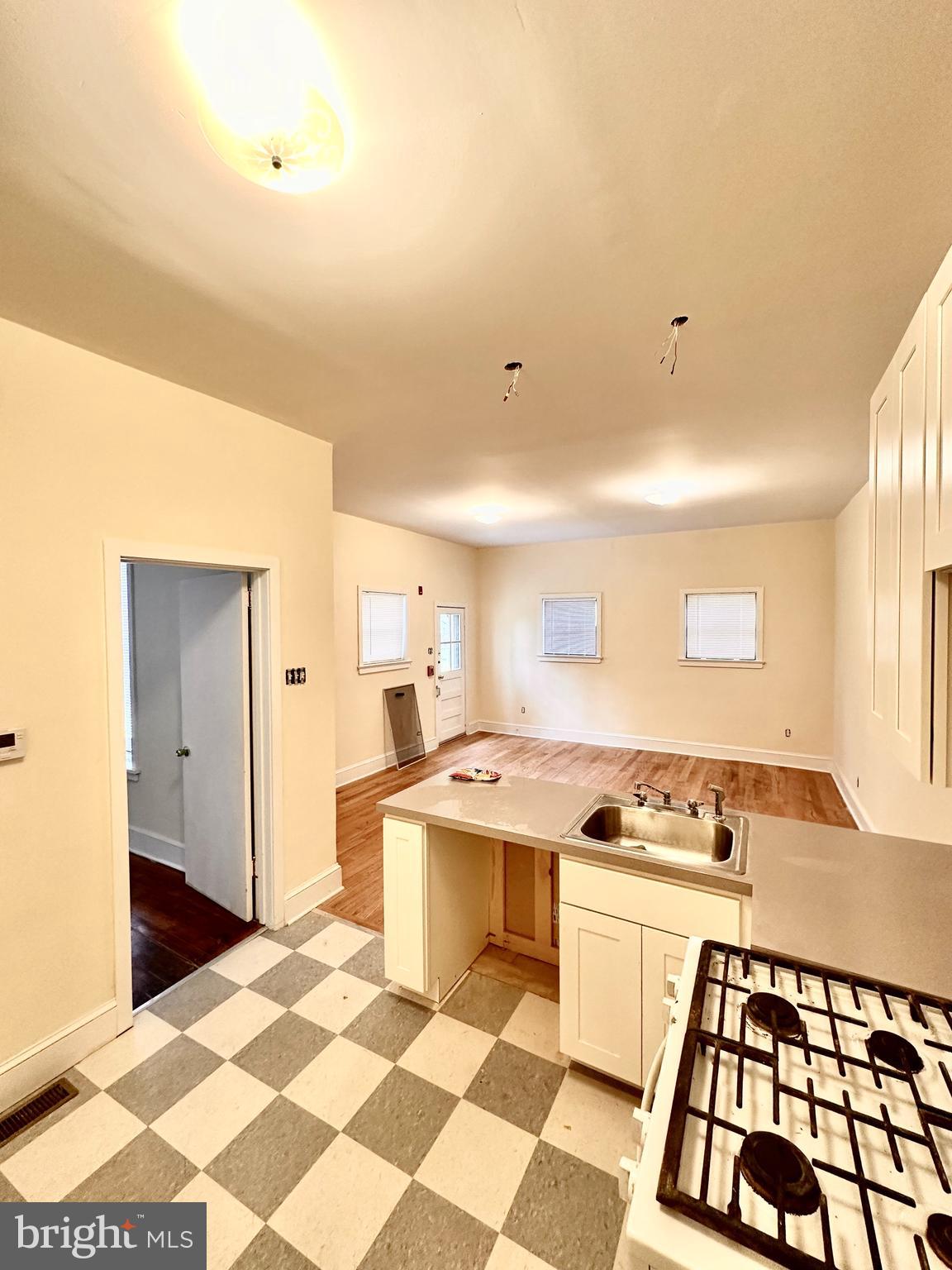 GERMANTOWN - Residential Lease