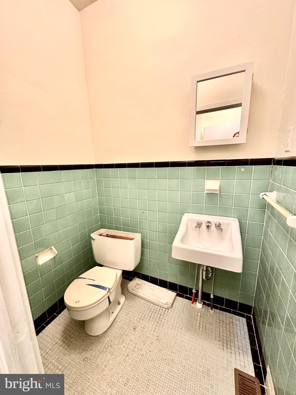 GERMANTOWN - Residential Lease