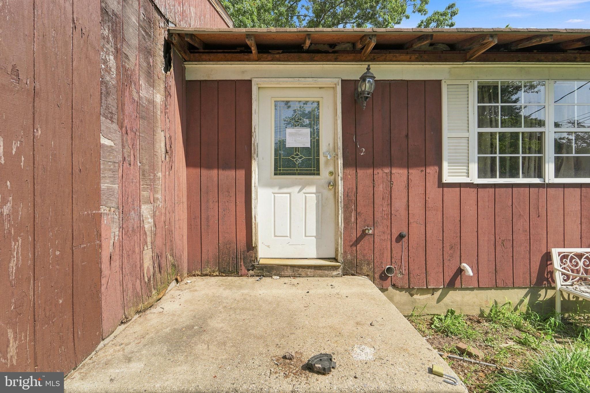 112 LUCIANO AVENUE