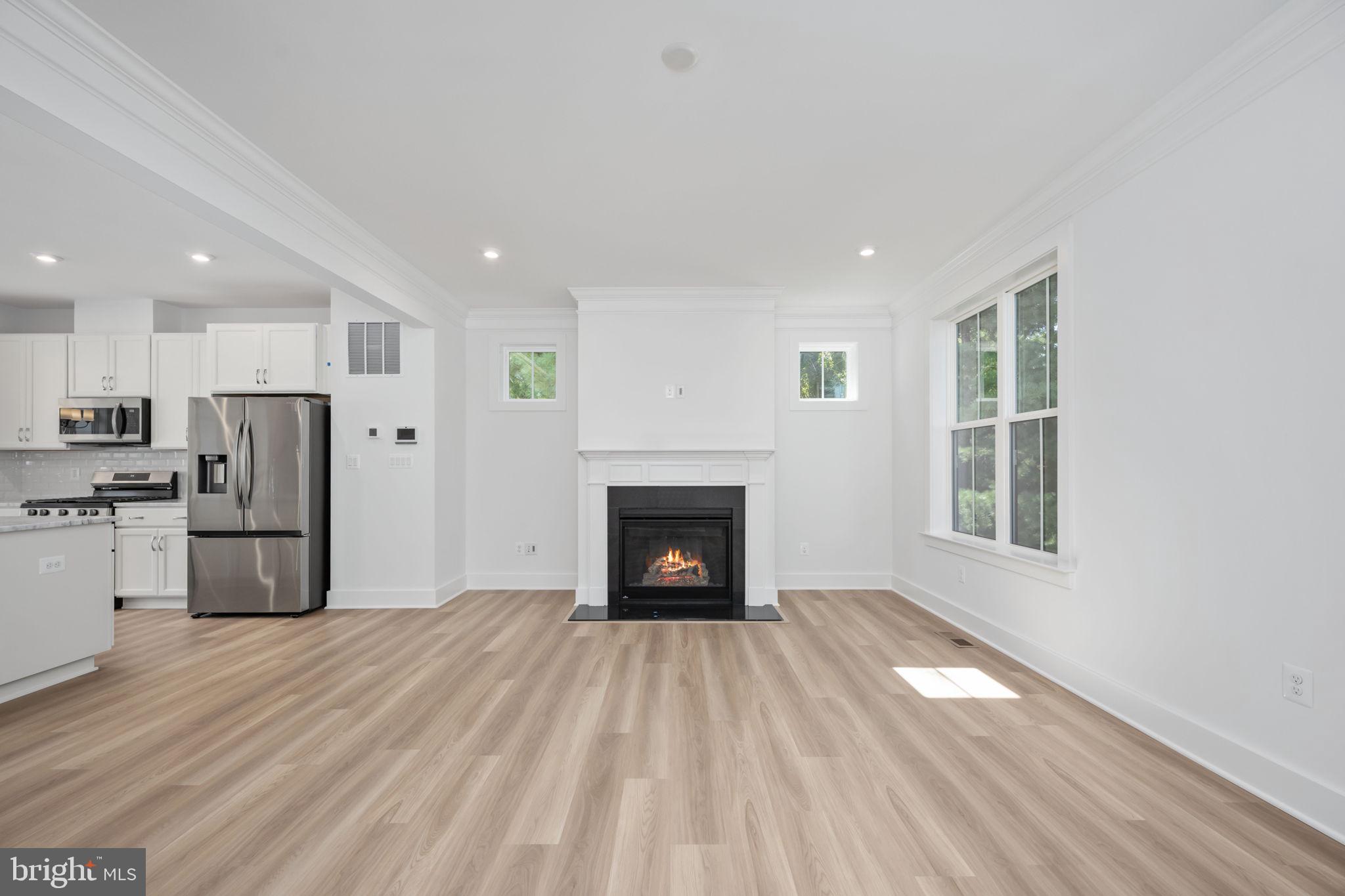 TOWNES AT LITTLE RIVER CROSSING - Residential