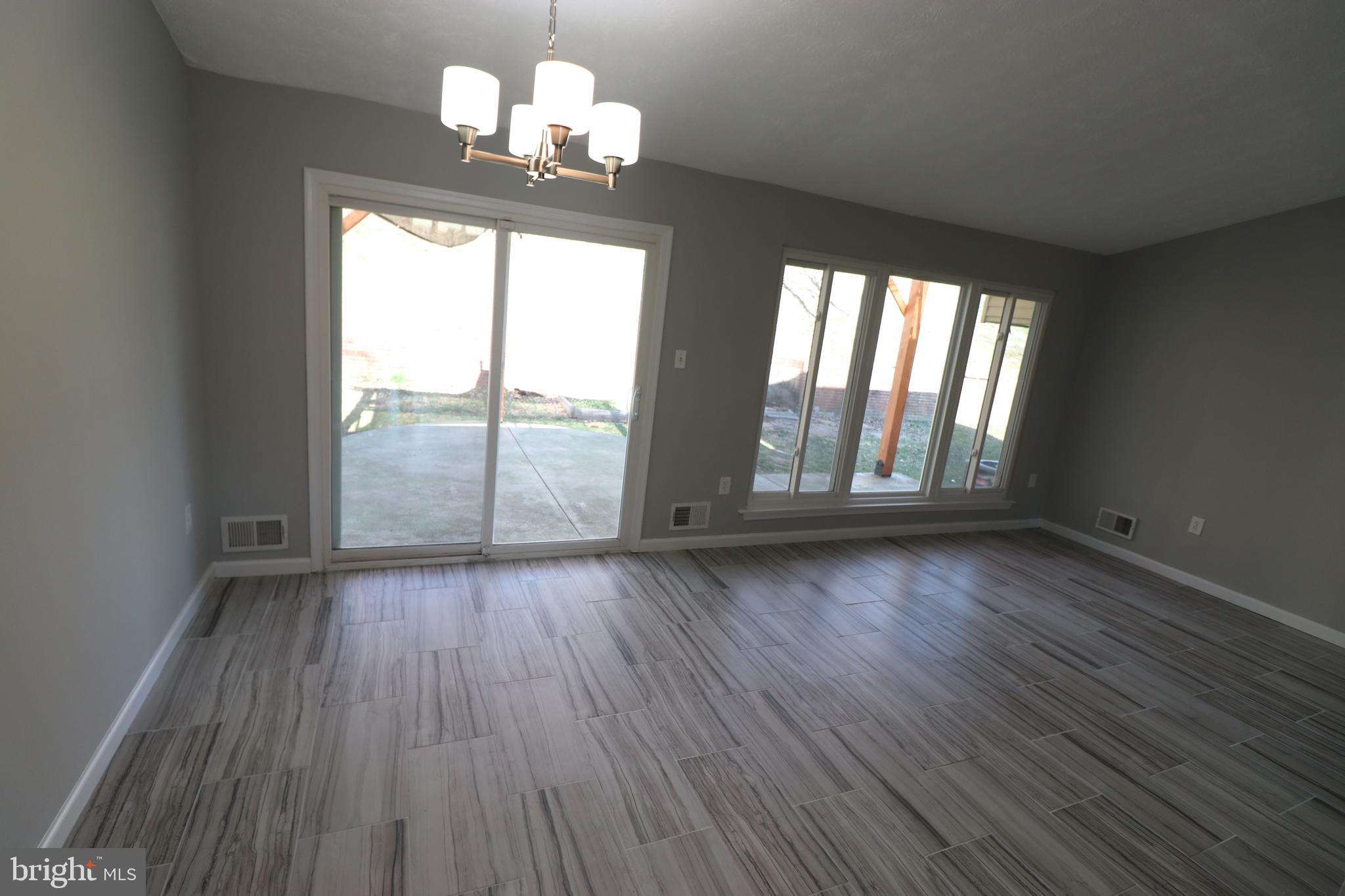 TOR-BRYAN ESTATES - Residential