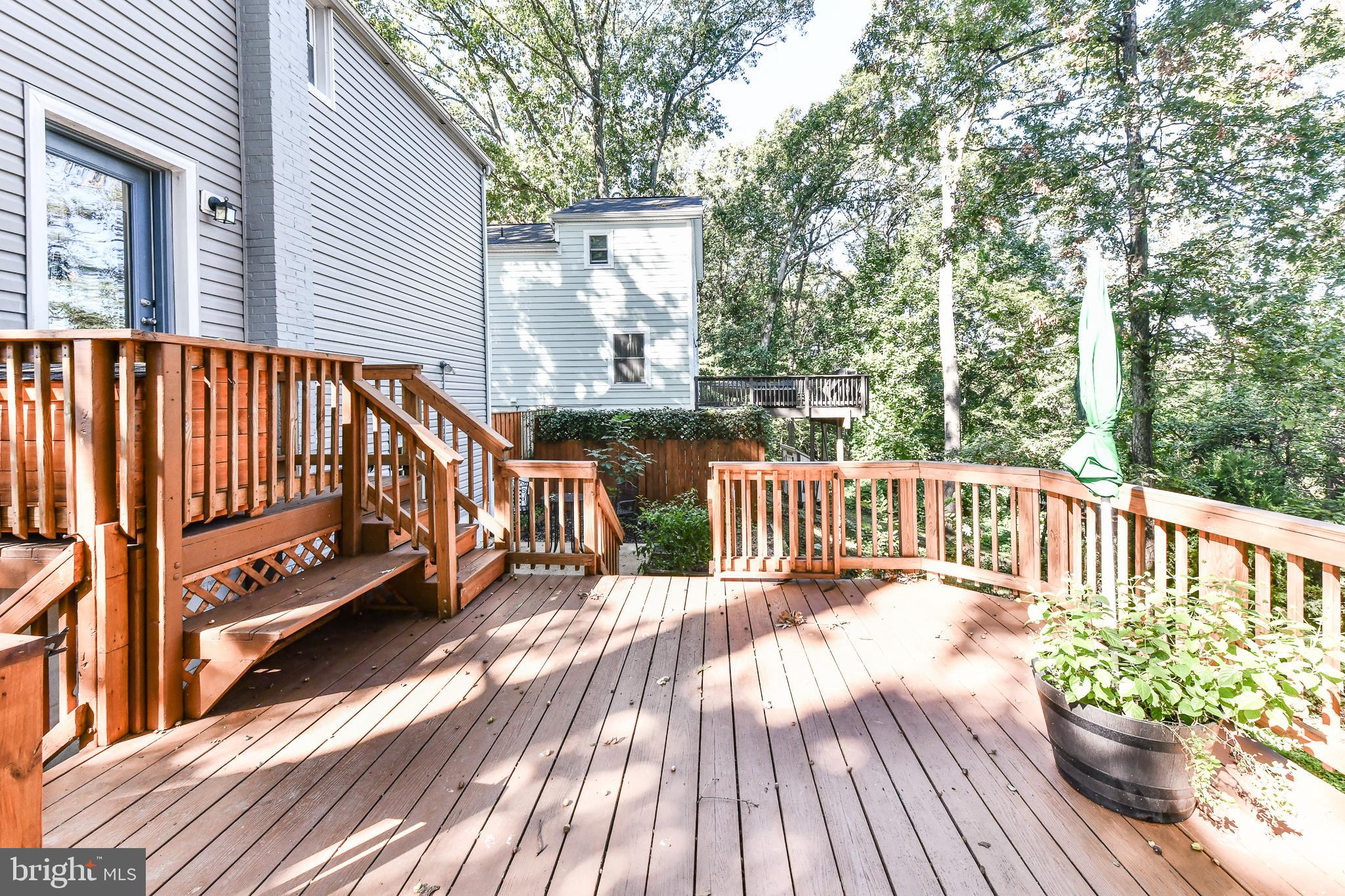 COLUMBIA FOREST - Residential Lease