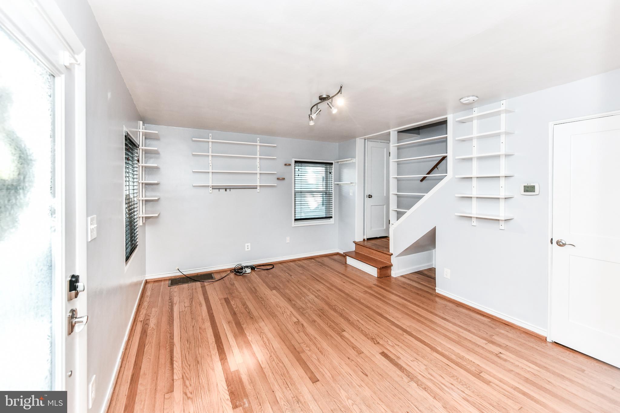 COLUMBIA FOREST - Residential Lease