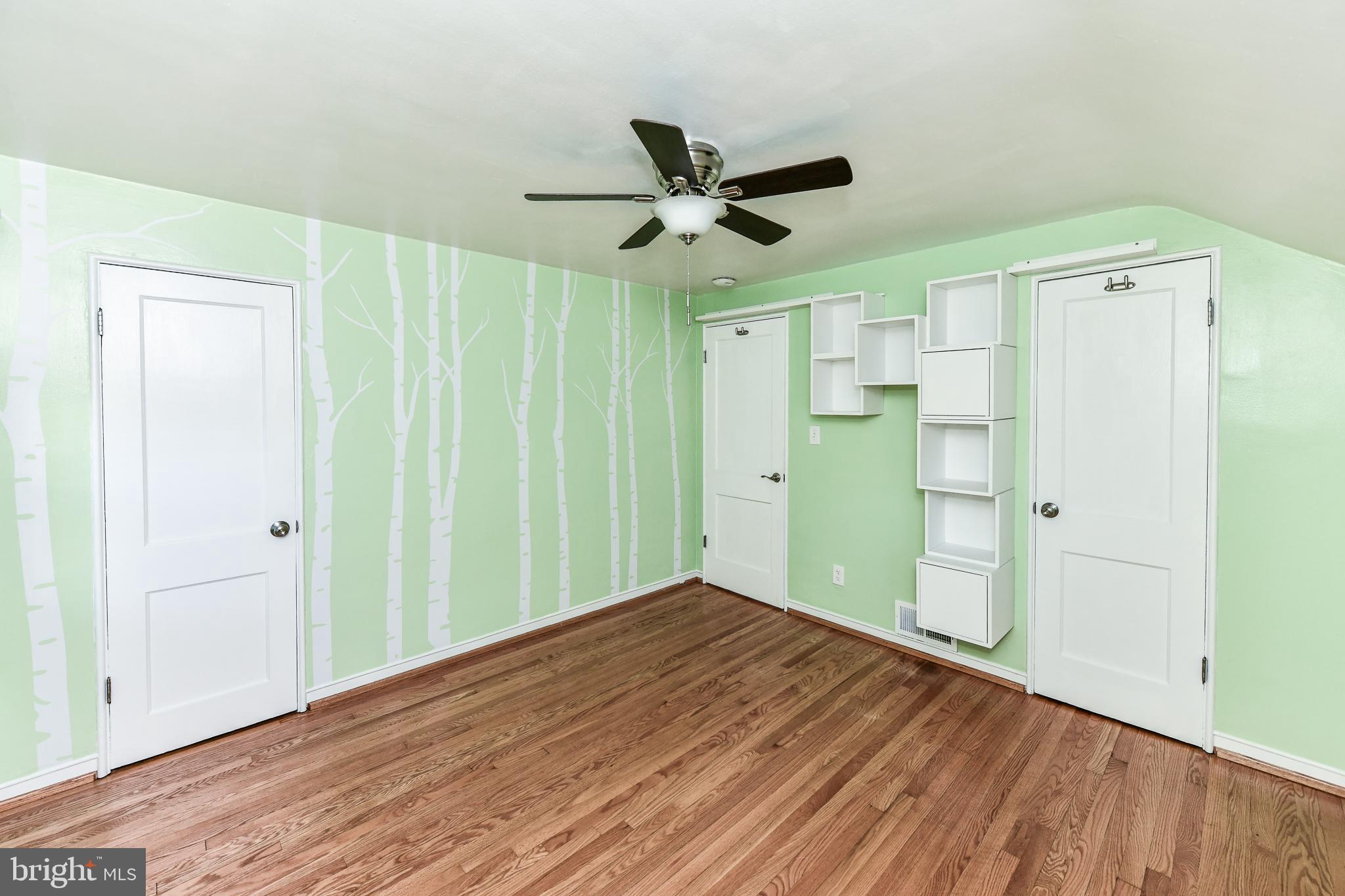 COLUMBIA FOREST - Residential Lease