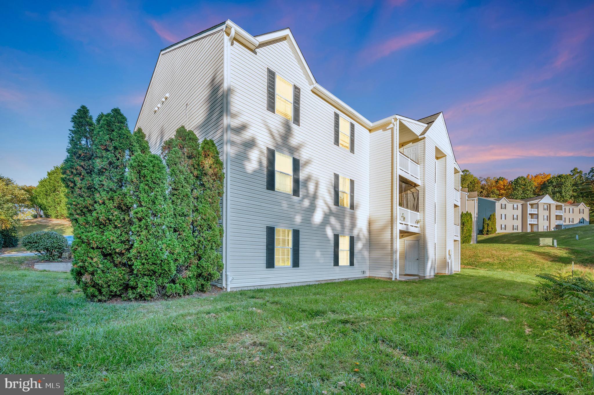 CARRIAGE POINTE AT AQUIA - Residential