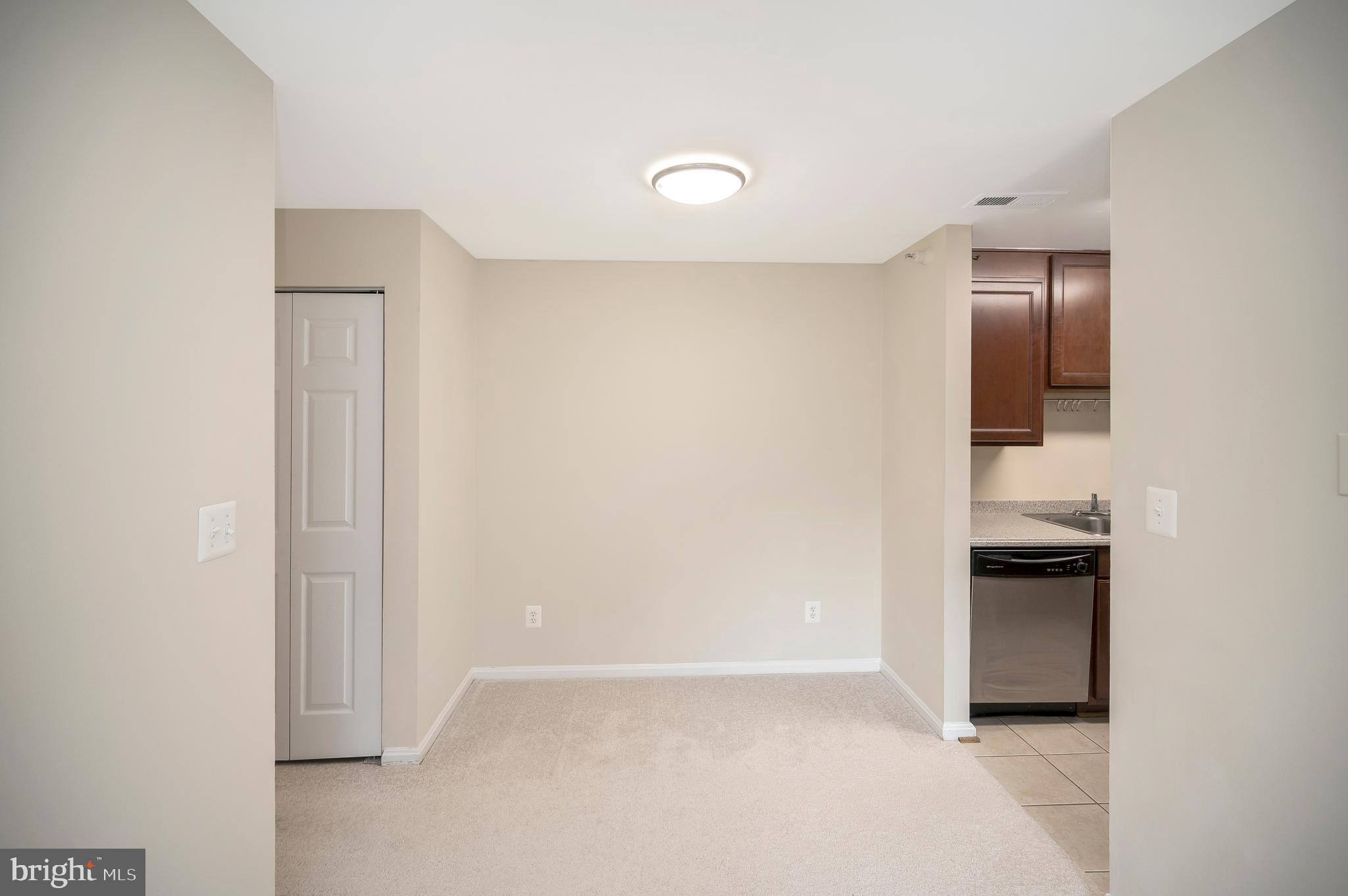 CARRIAGE POINTE AT AQUIA - Residential