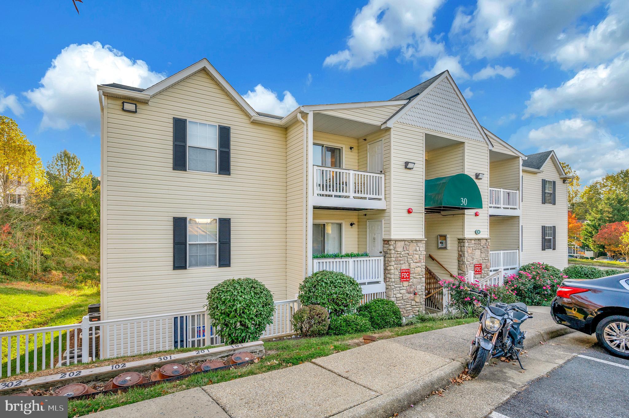 CARRIAGE POINTE AT AQUIA - Residential