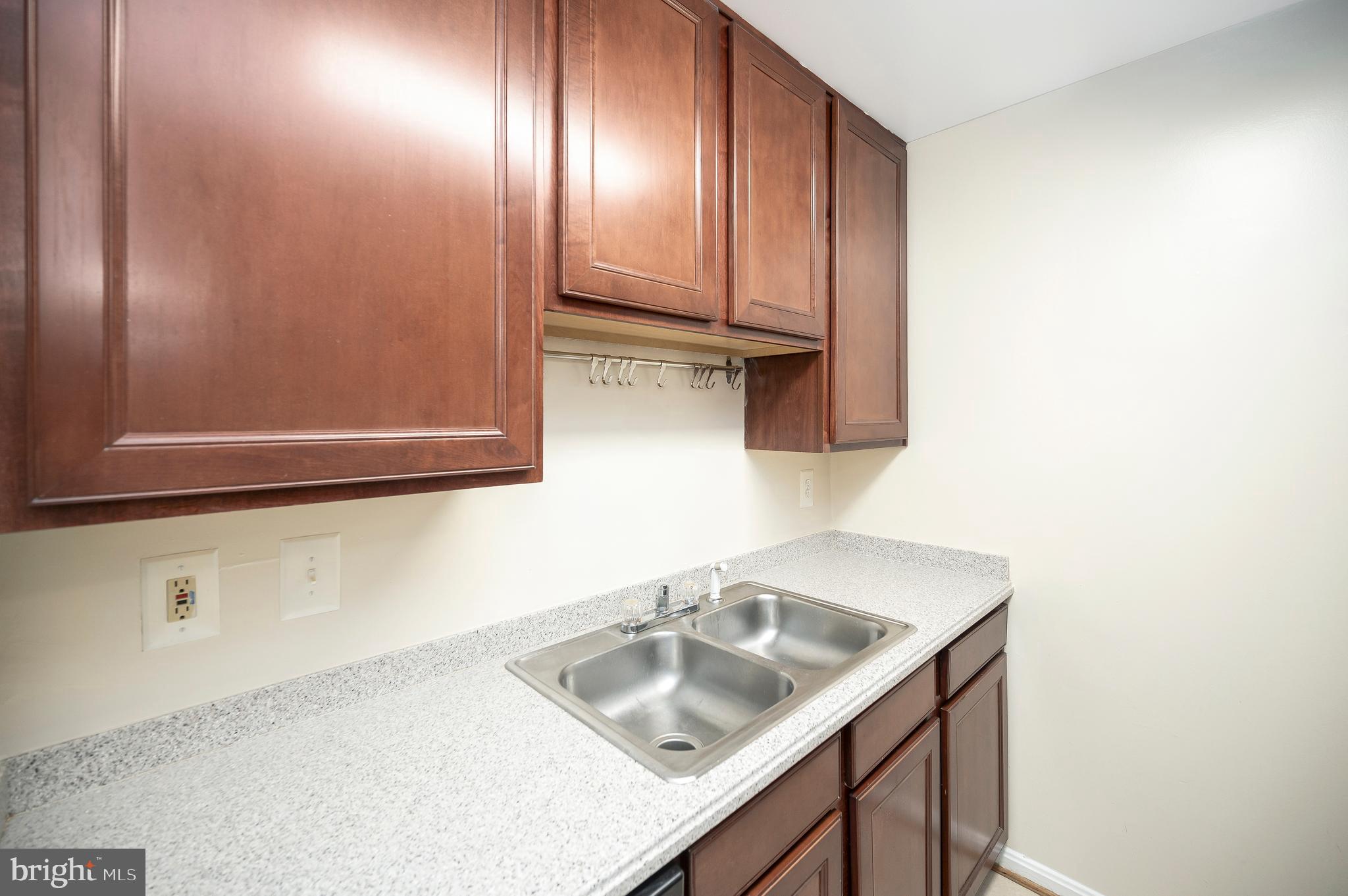 CARRIAGE POINTE AT AQUIA - Residential