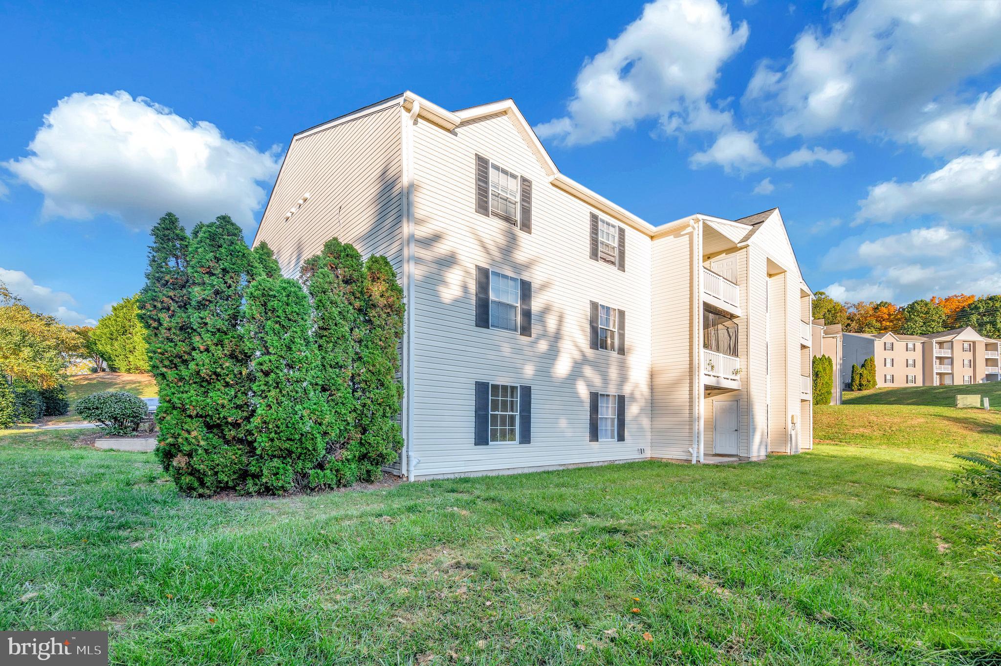 CARRIAGE POINTE AT AQUIA - Residential