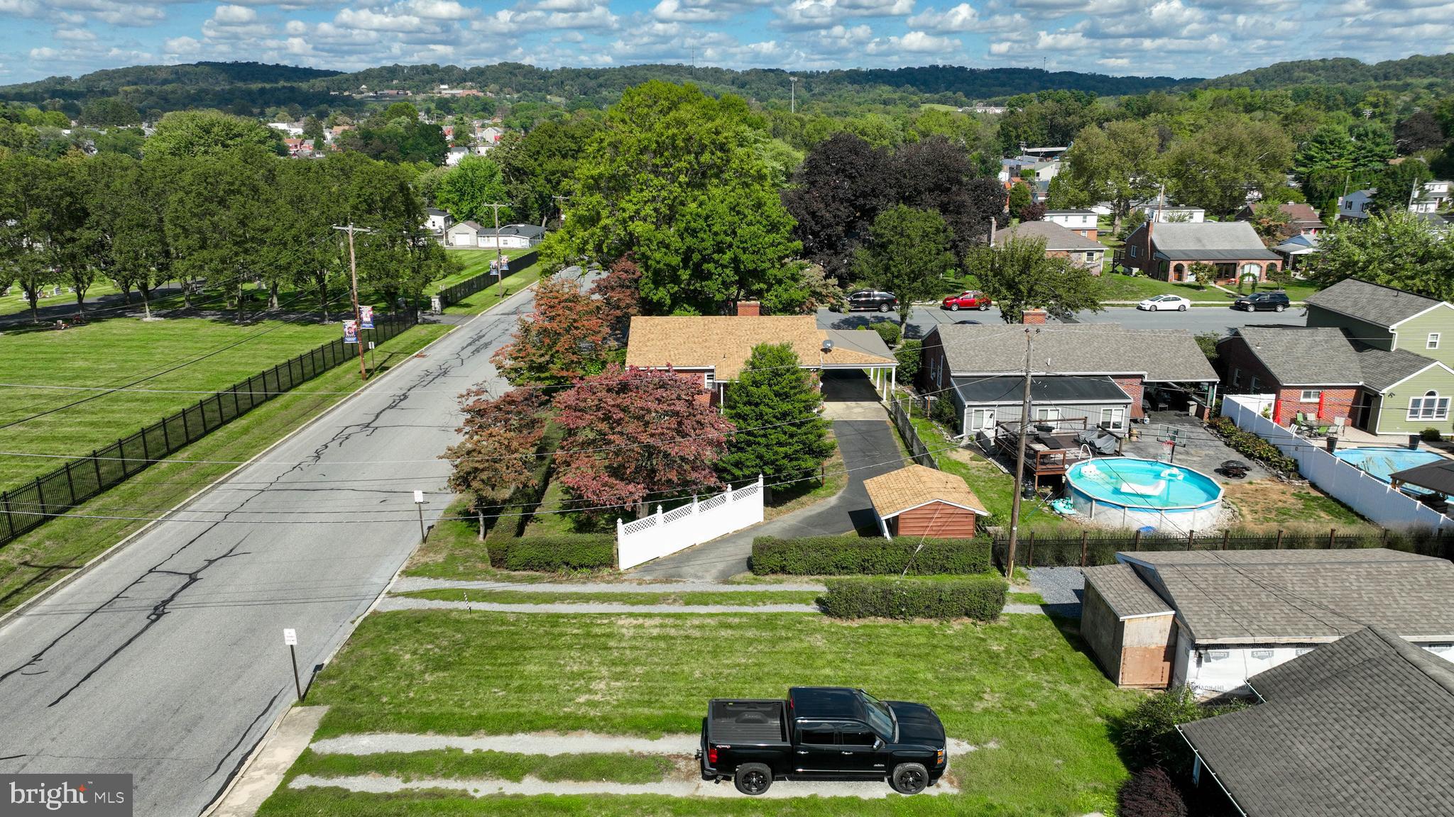 1006 CENTRAL AVENUE