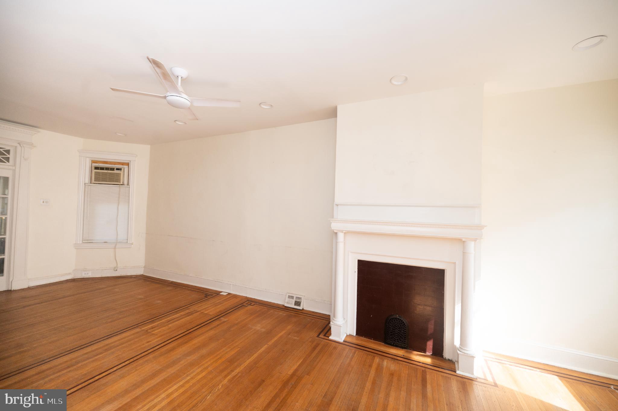 HARROWGATE - Residential