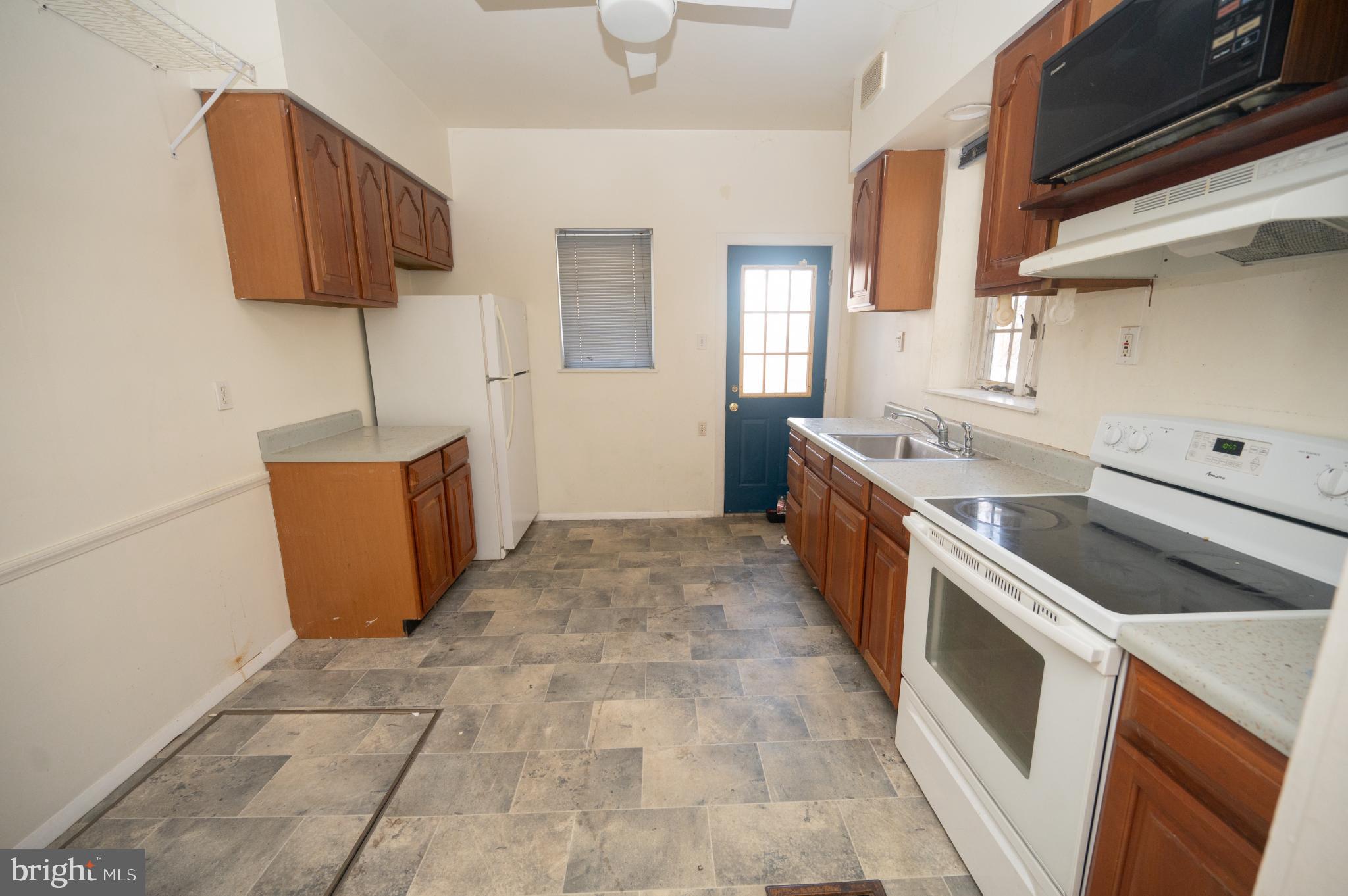 HARROWGATE - Residential