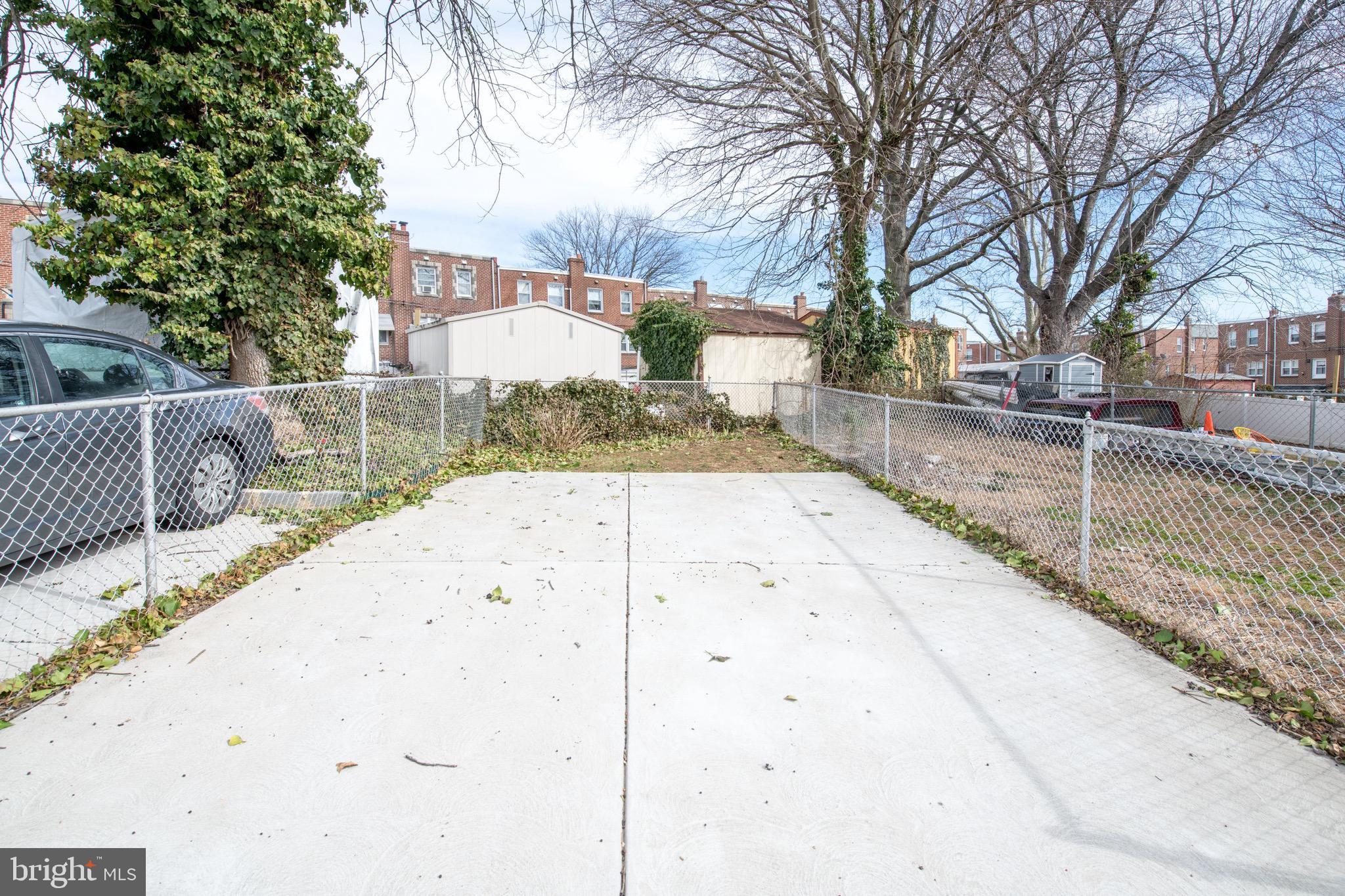 CRISPIN GARDENS - Residential
