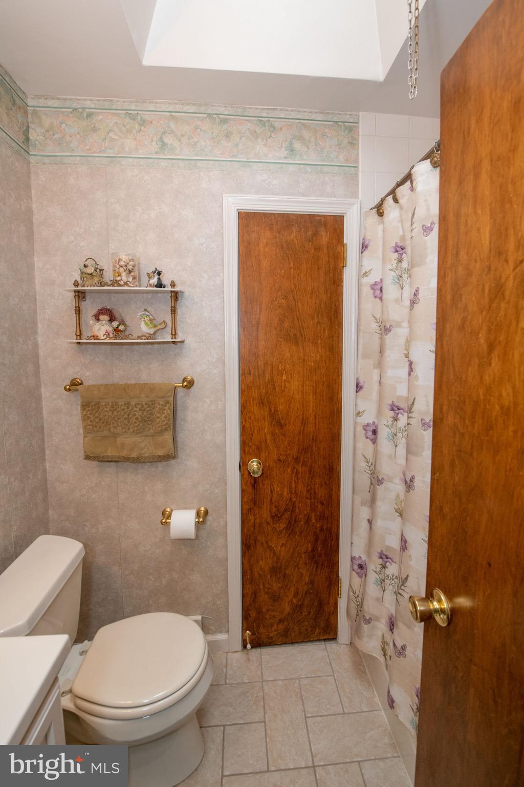 CRISPIN GARDENS - Residential