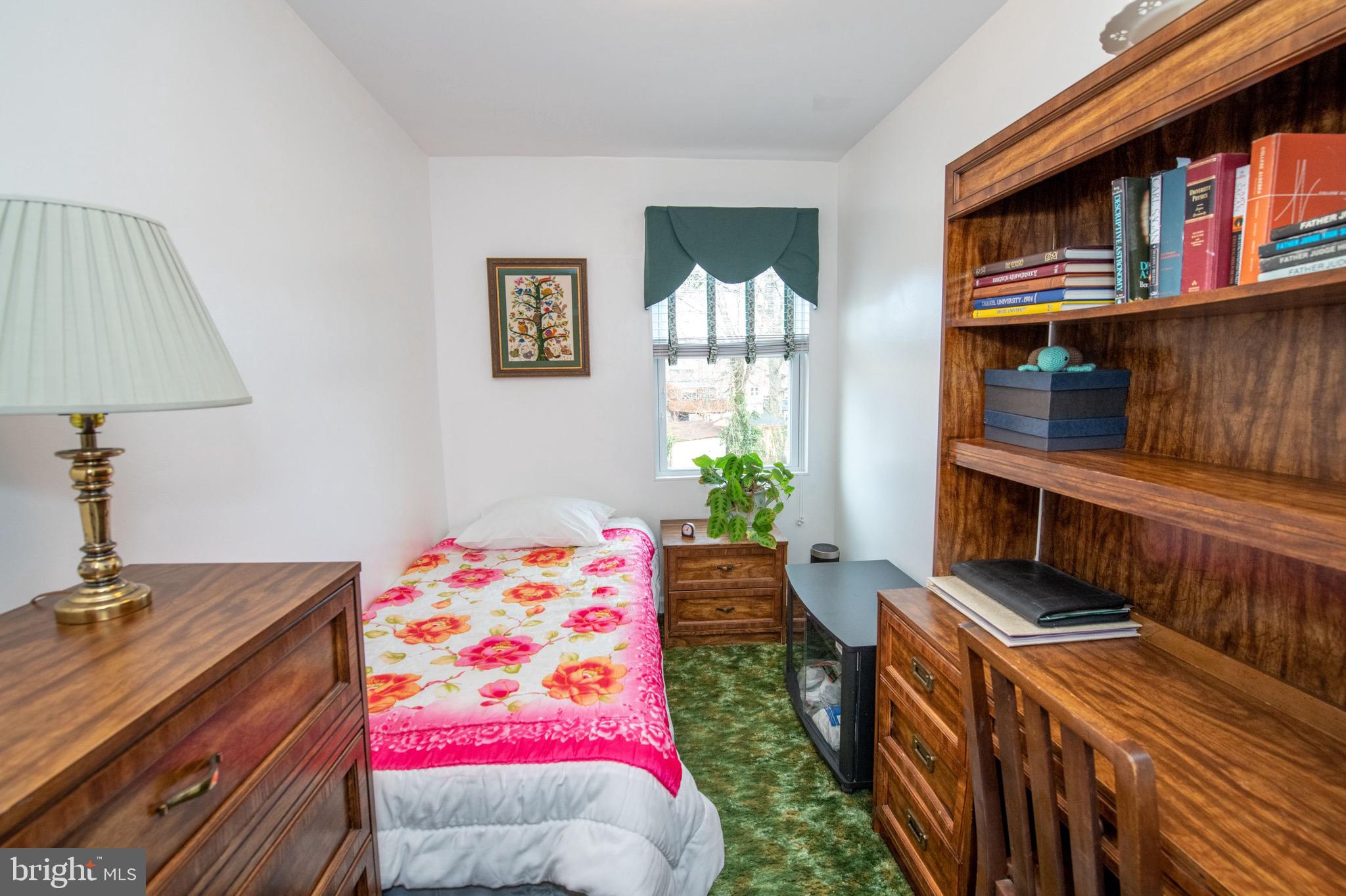 CRISPIN GARDENS - Residential