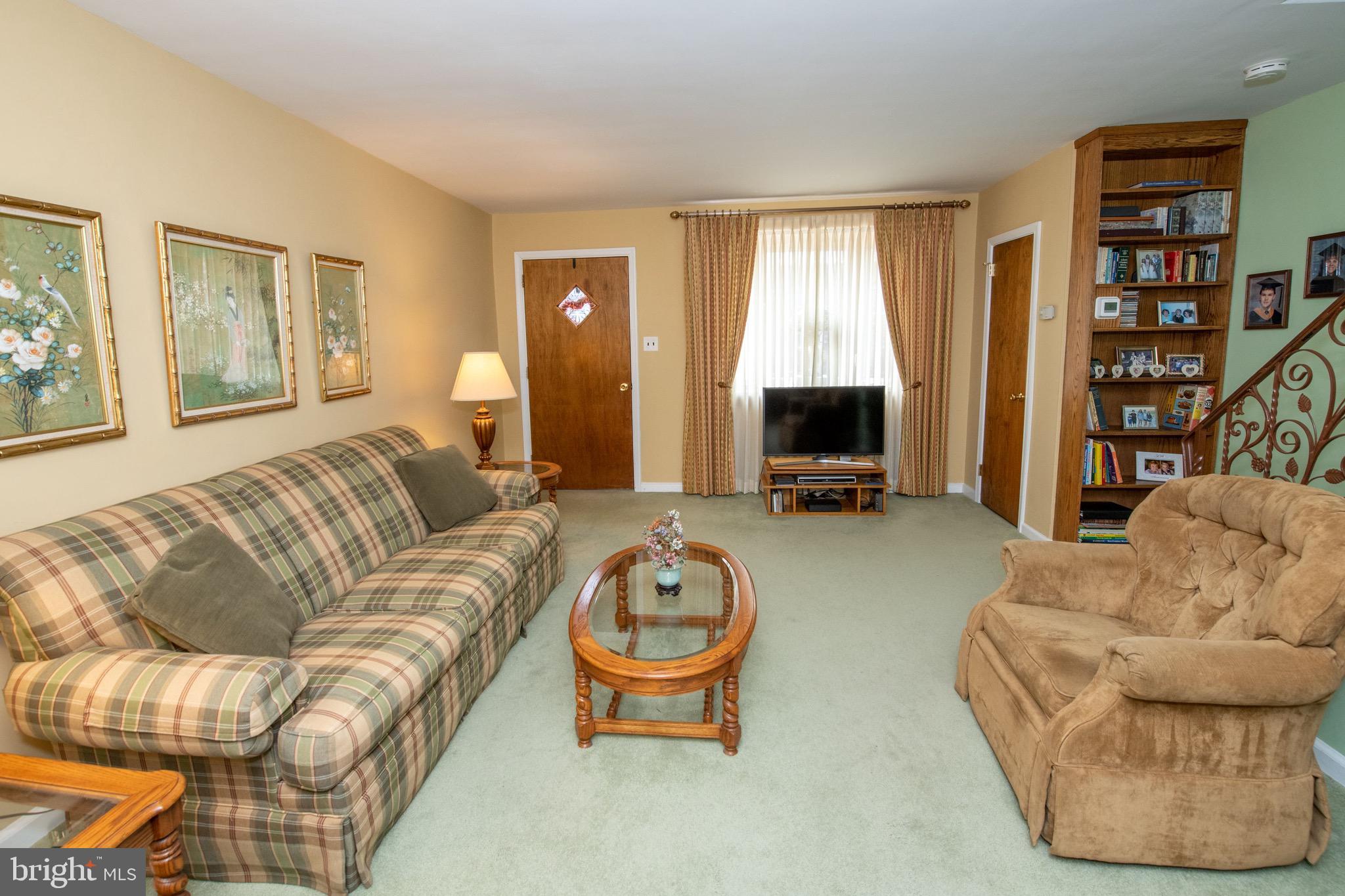 CRISPIN GARDENS - Residential