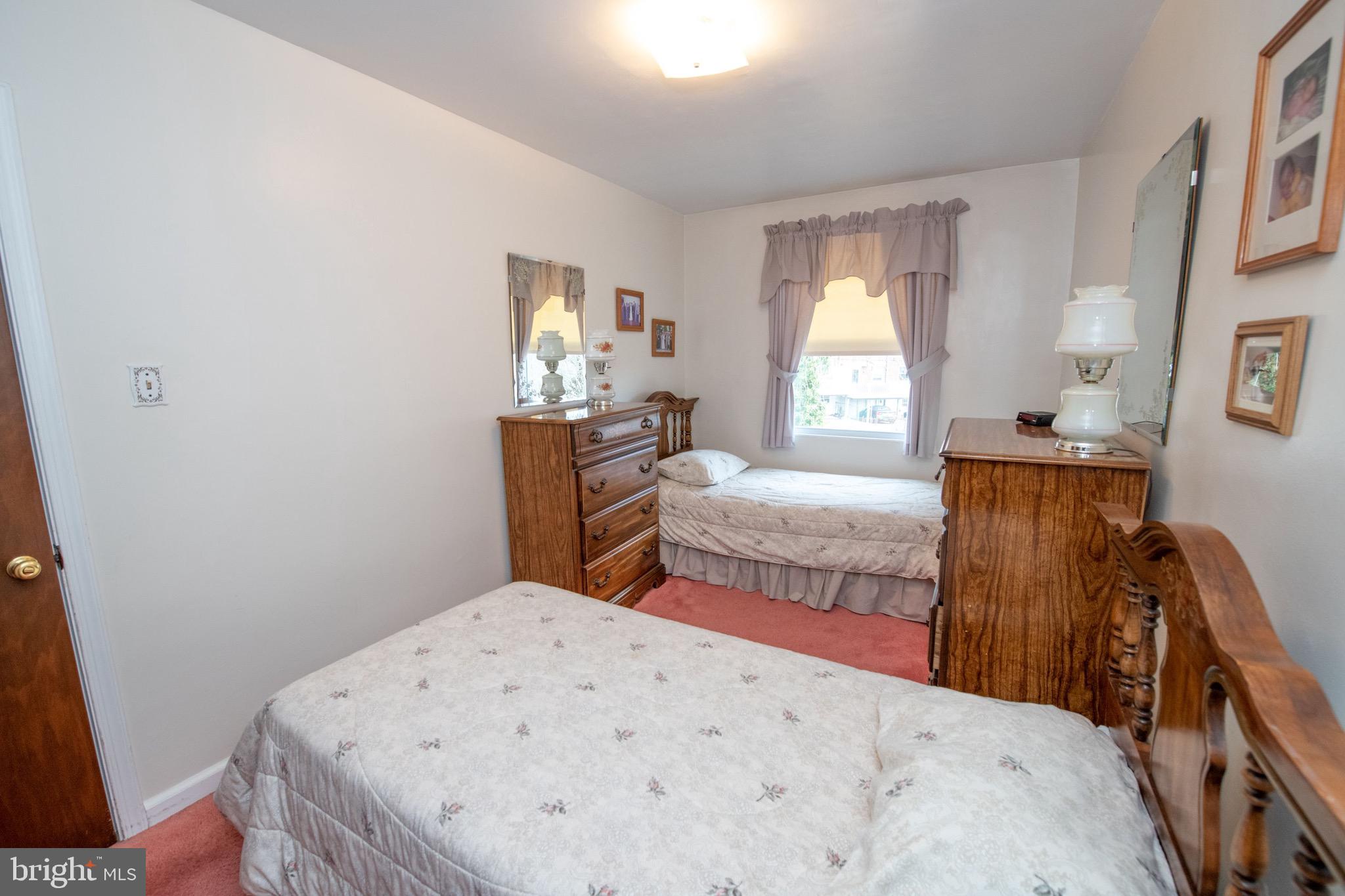 CRISPIN GARDENS - Residential