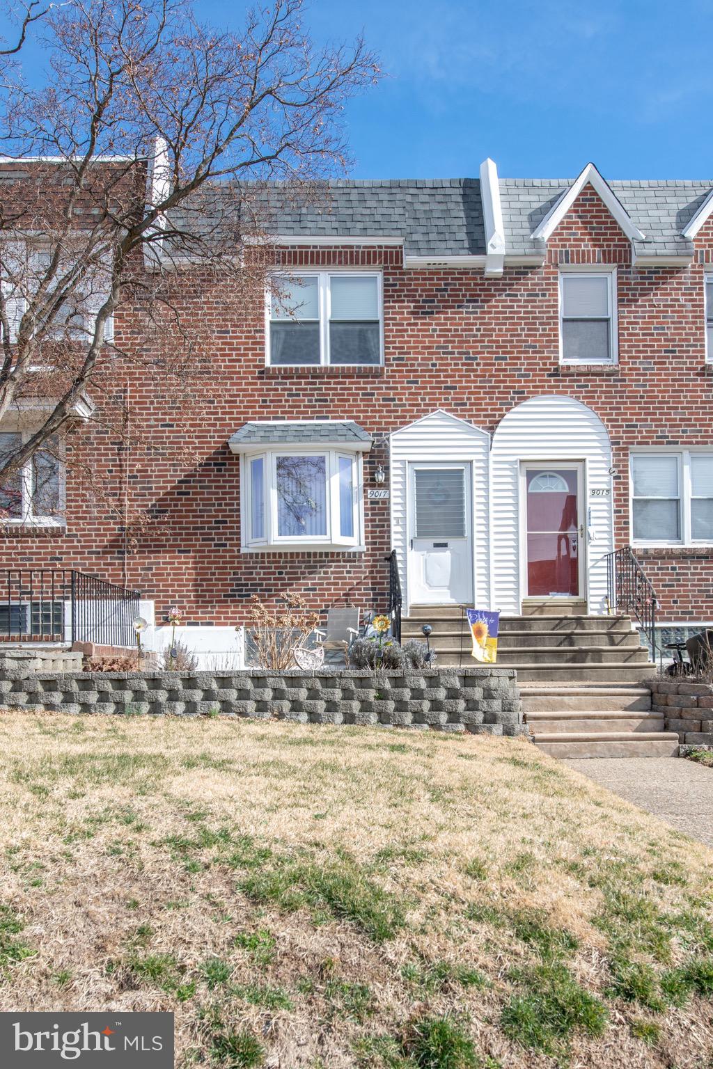 CRISPIN GARDENS - Residential