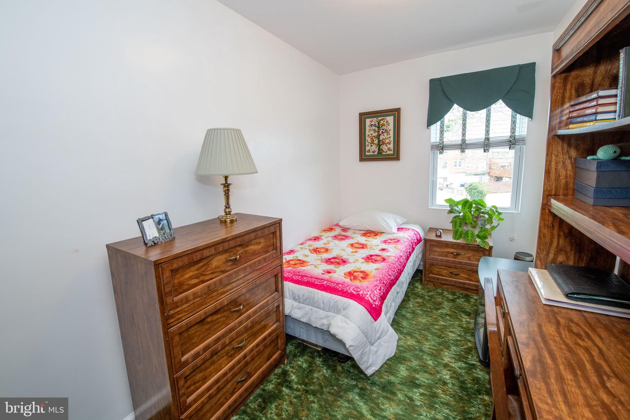 CRISPIN GARDENS - Residential