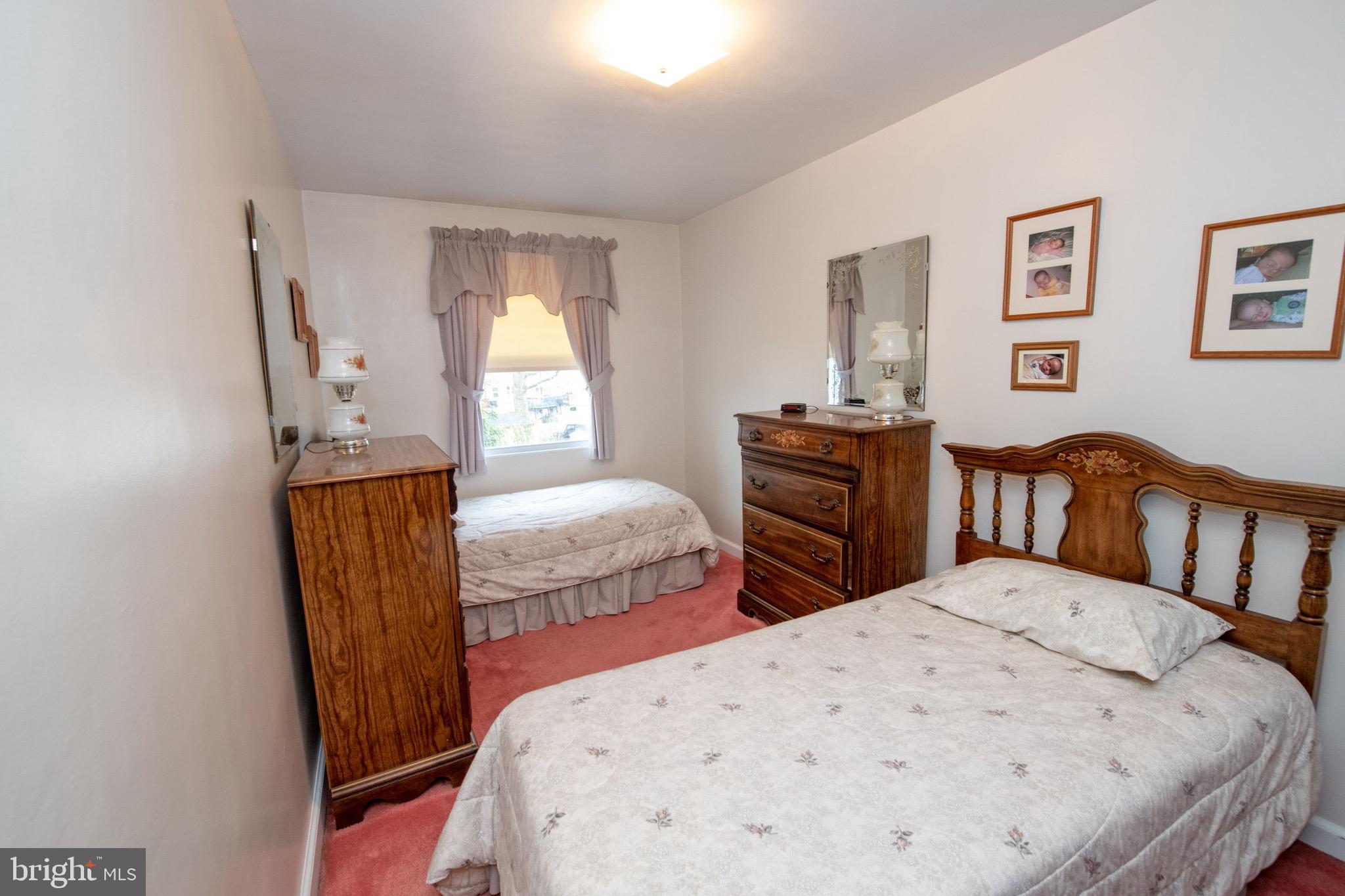 CRISPIN GARDENS - Residential