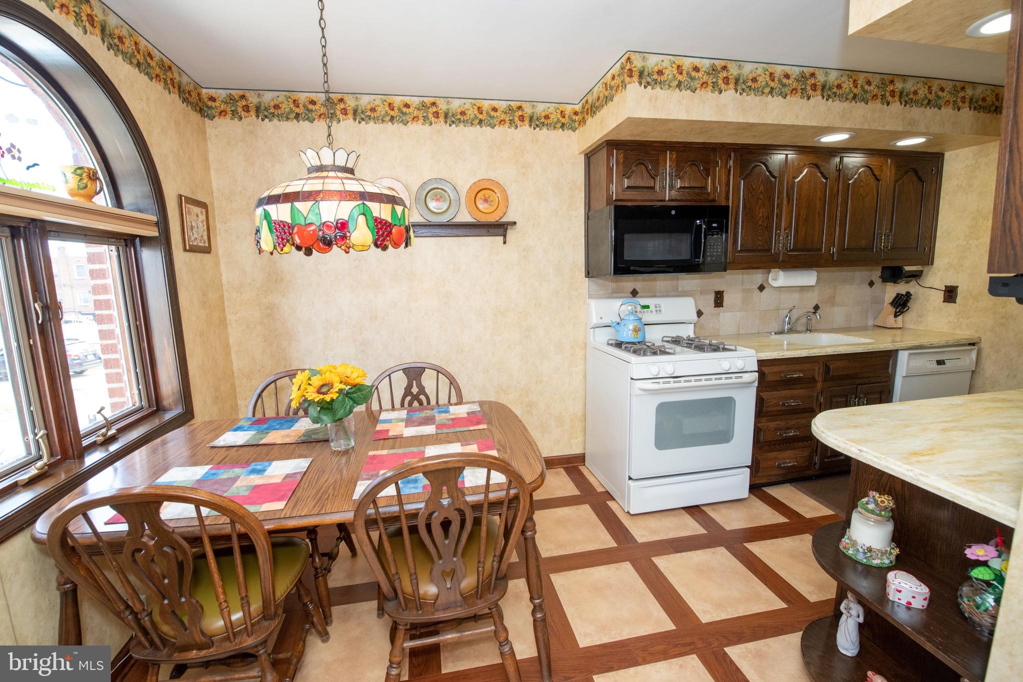 CRISPIN GARDENS - Residential