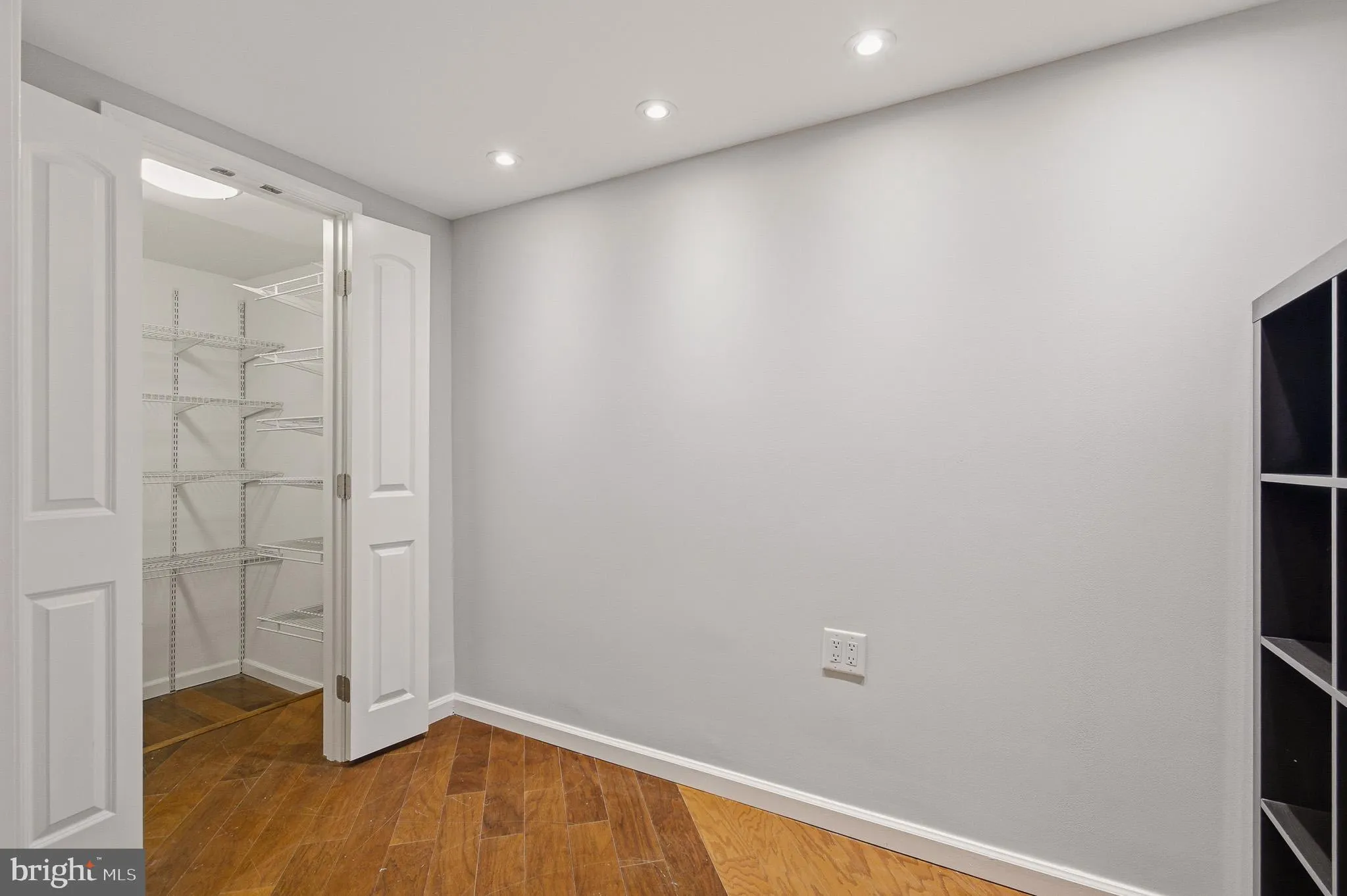 Additional image 93 of 2117 S Street NW, Washington, DC 20008