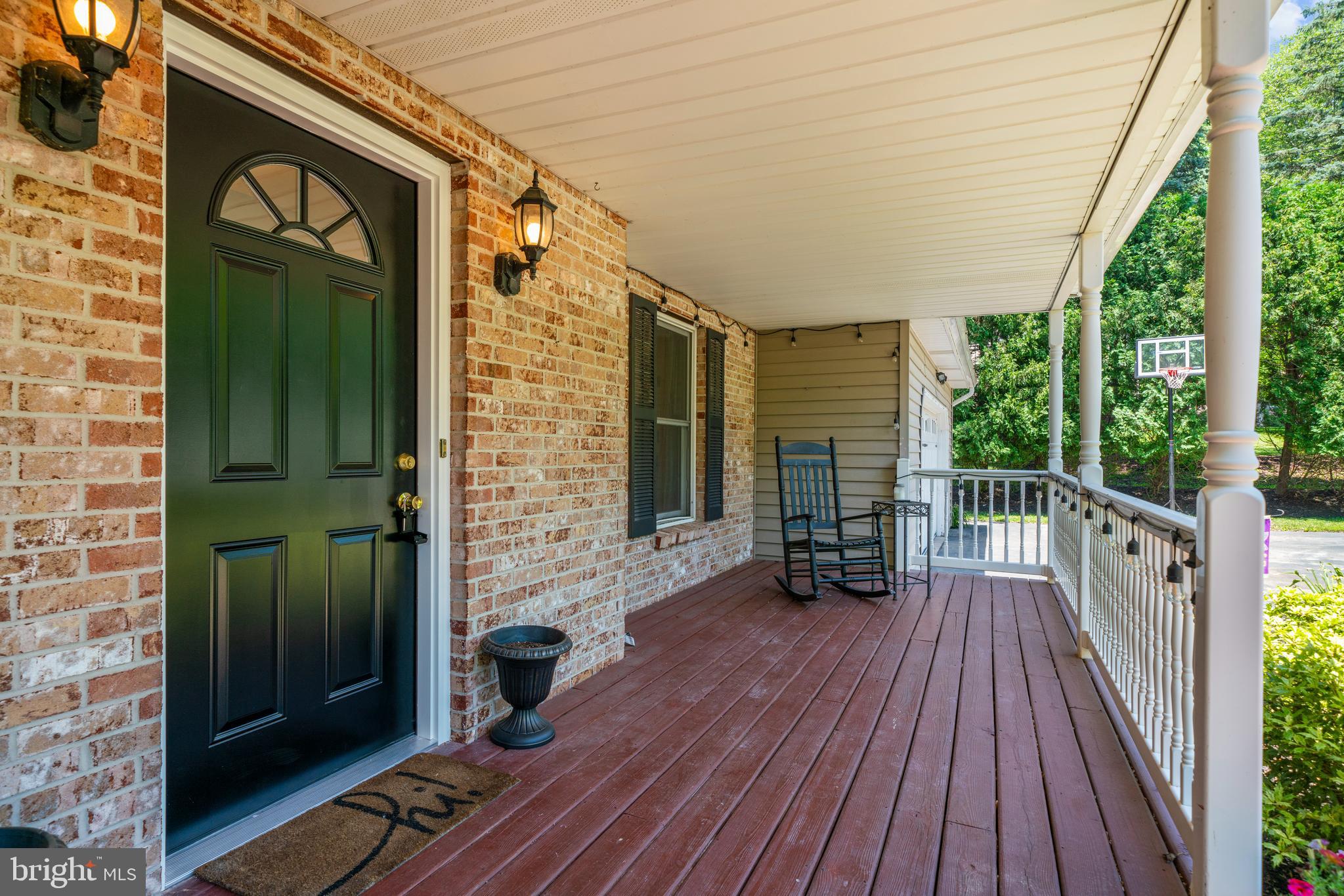 ASHBRIDGE - Residential